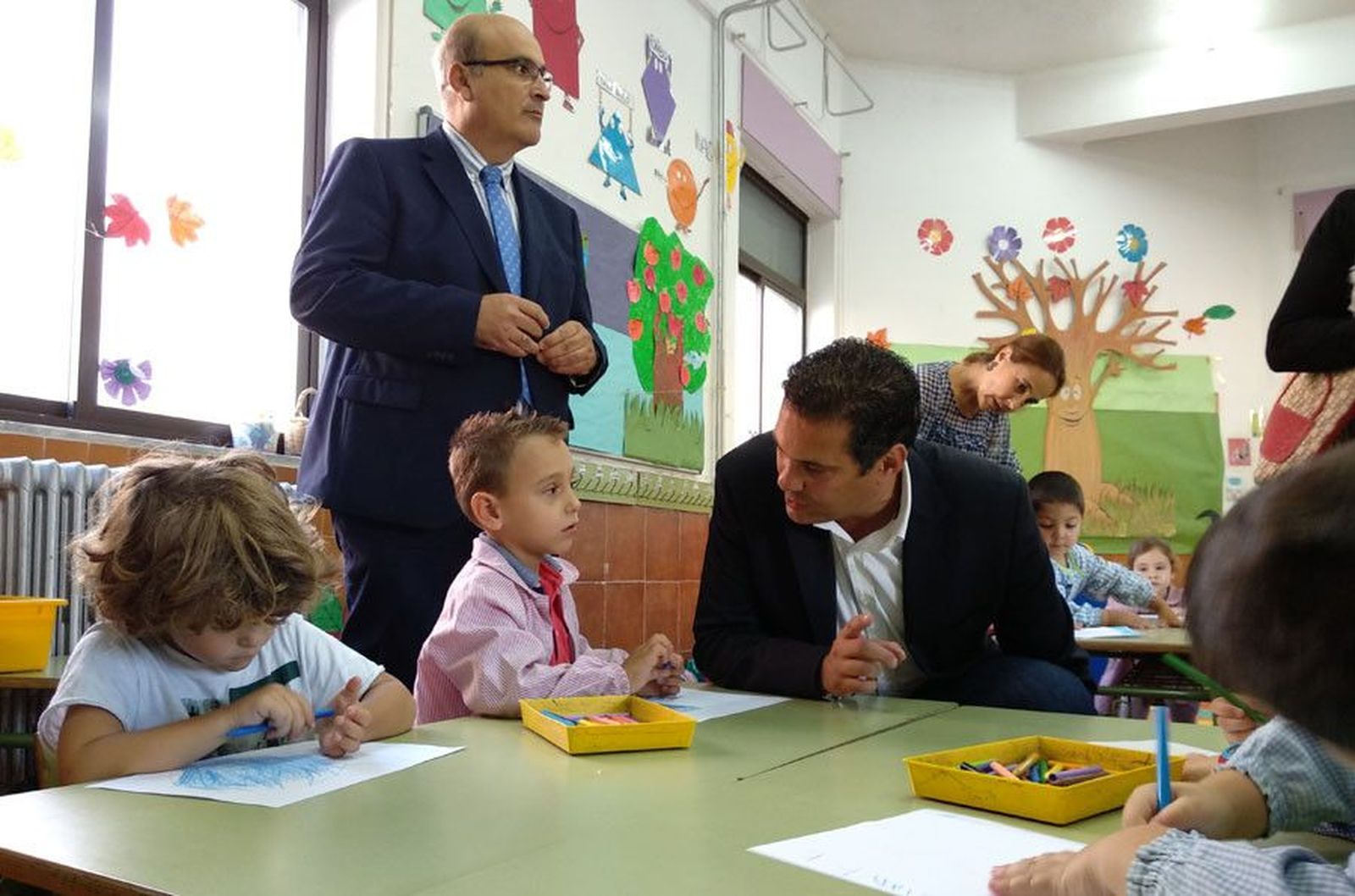 Alumno niño colegio vuelta cole