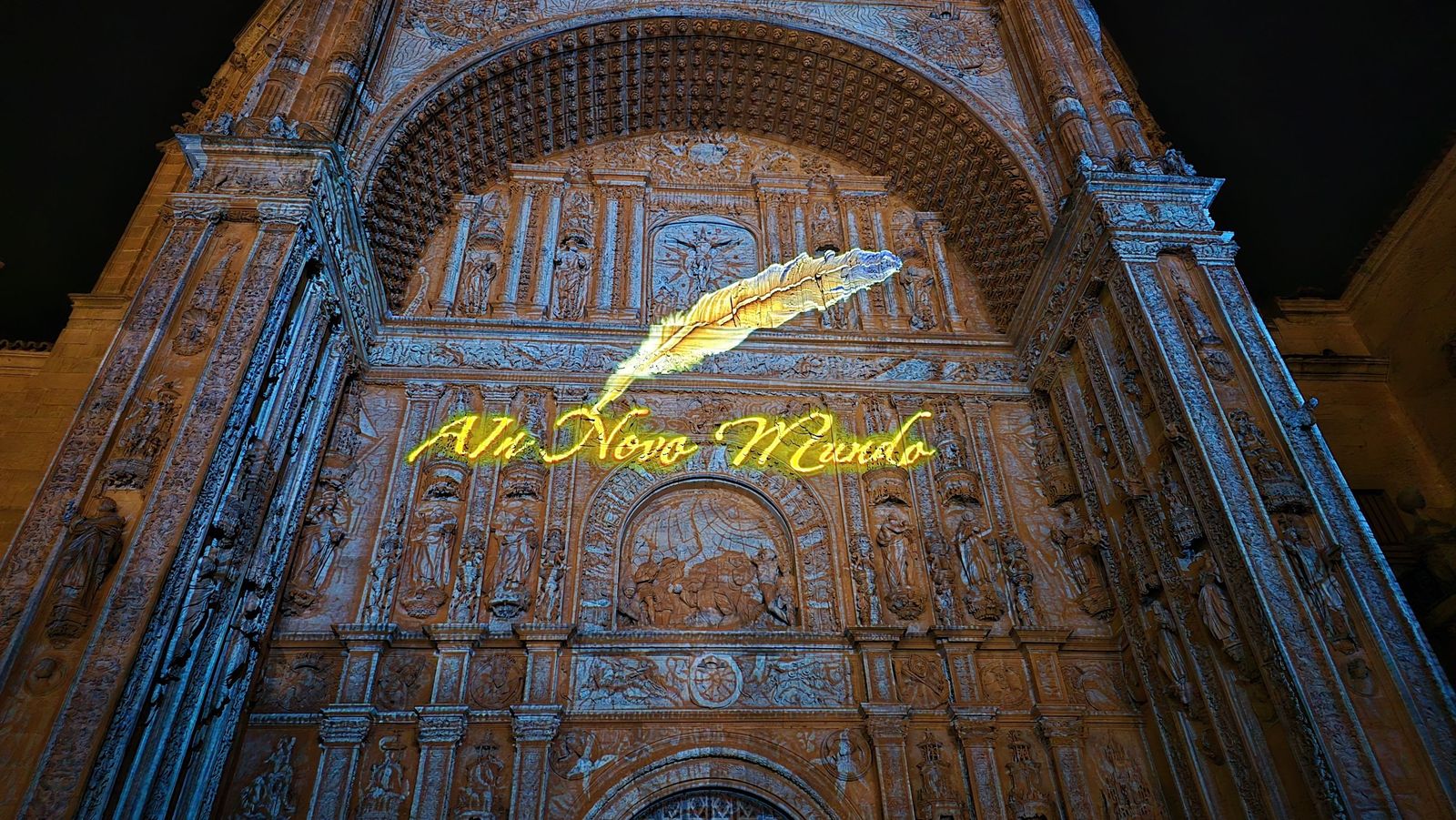 Videomapping en la fachada de la iglesia de San Esteban por la conmemoracion de el V Centenario de la Escuela de Salamanca
