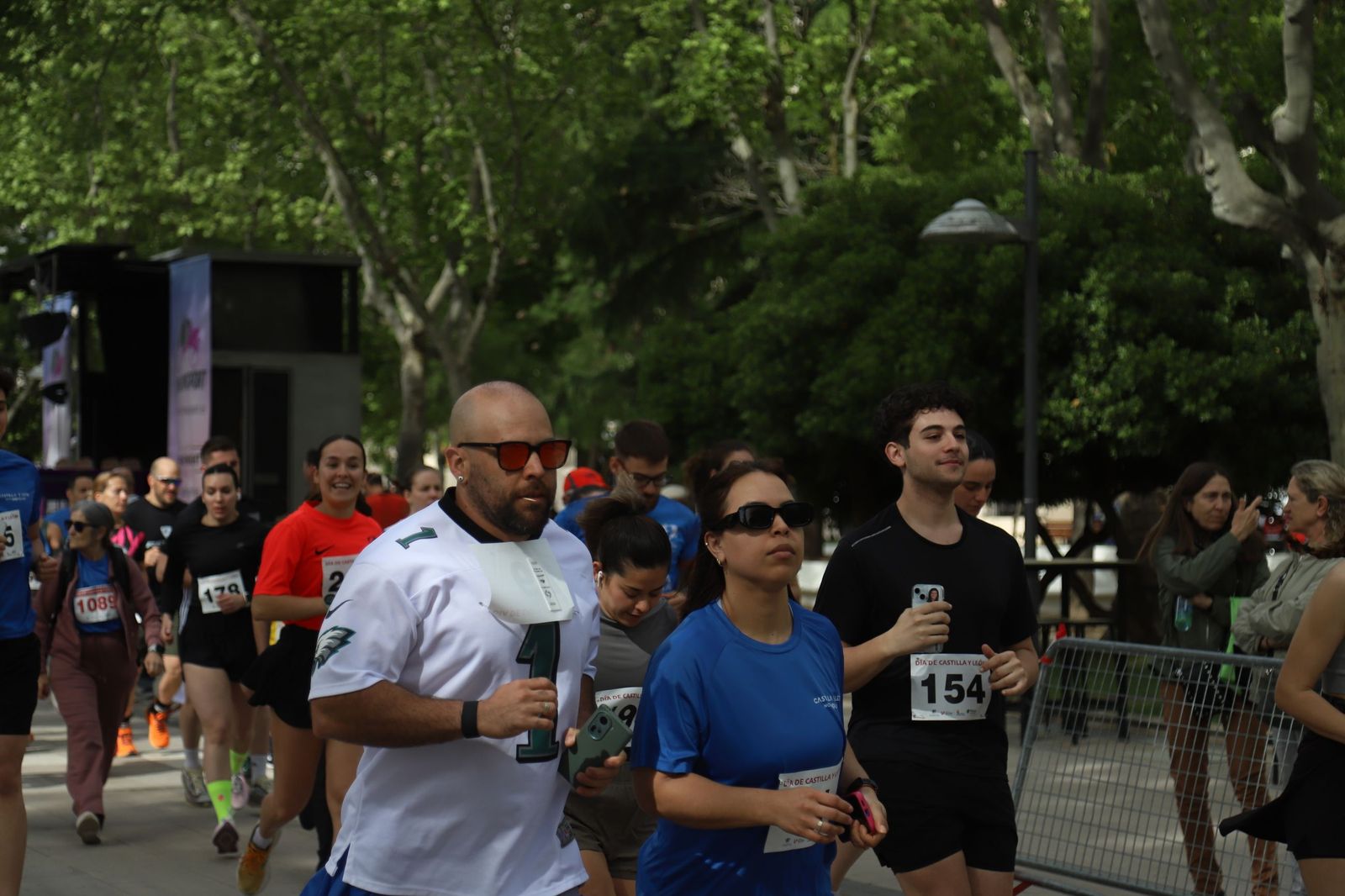 Carrera y marcha por el Día de Castilla y León en Zamora