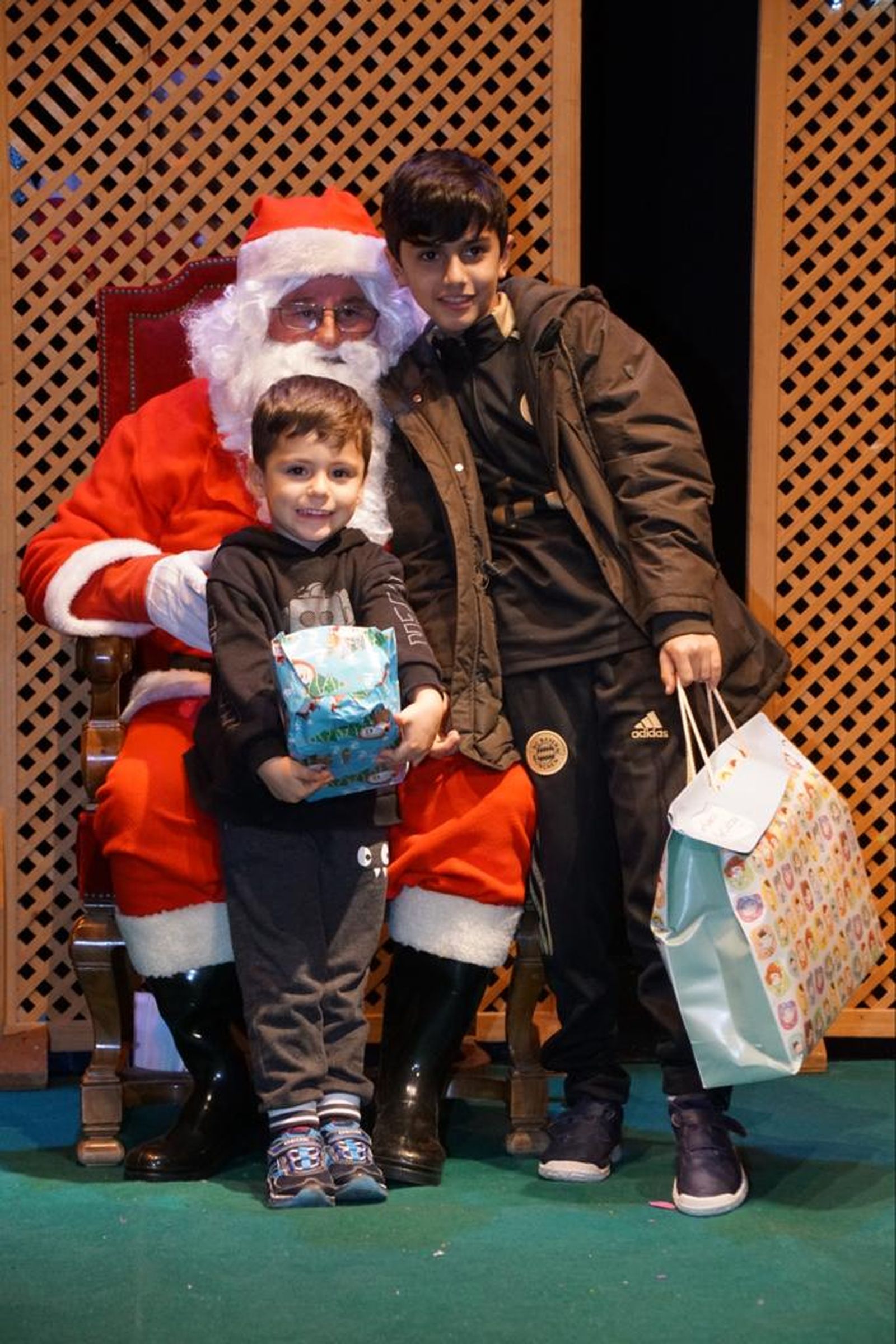 cd70f95c-ff1d-4096-aed6-3a16922611d9