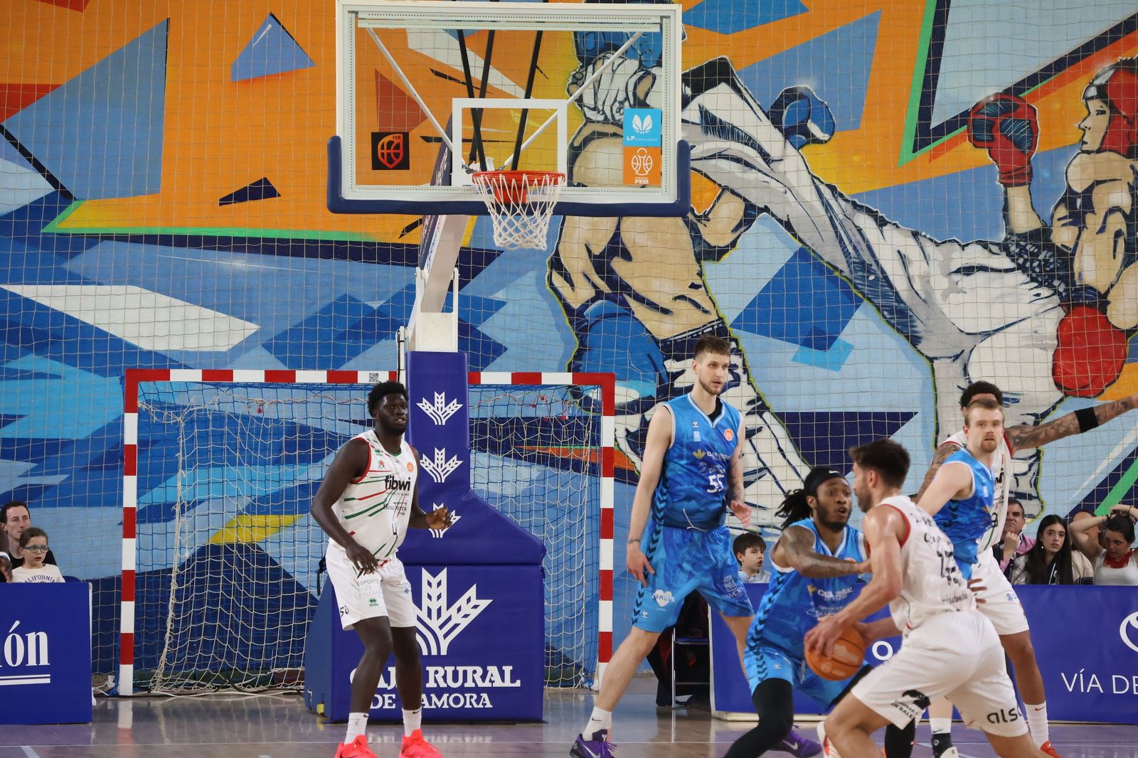 GALERÍA | El encuentro entre el CB Zamora y el Mallorca Basket, en imágenes