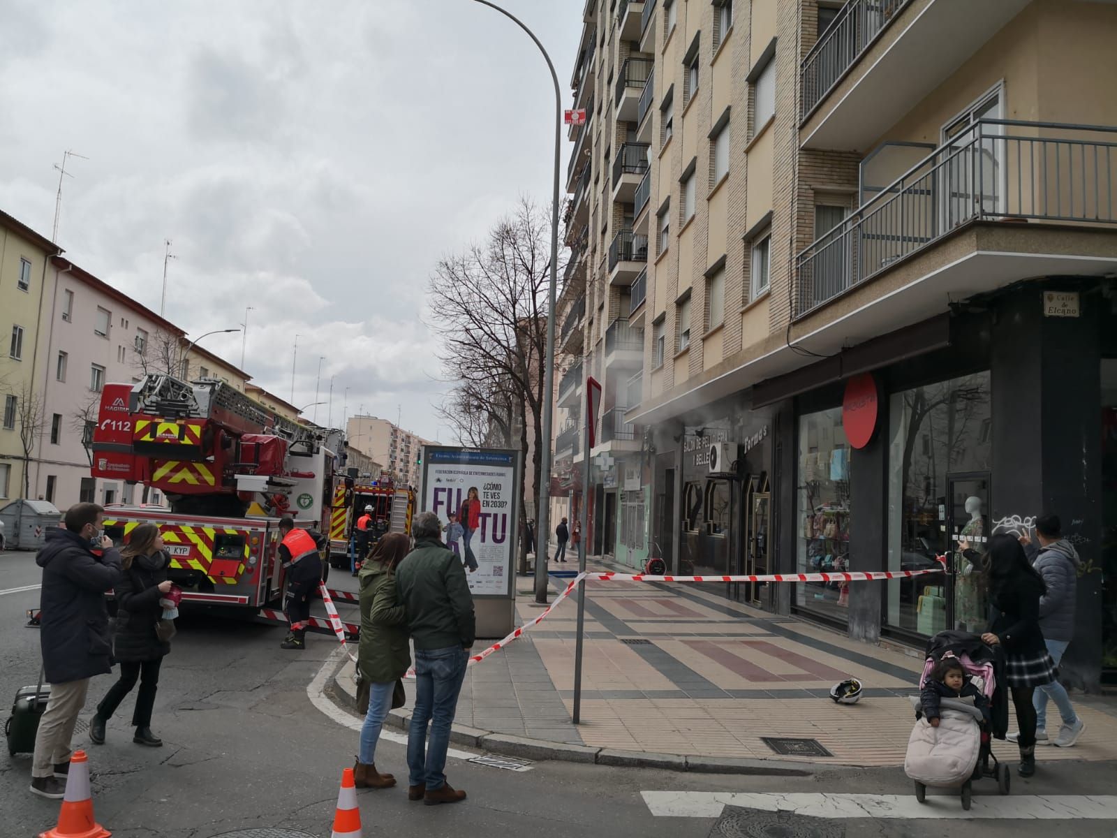 Imagen del incendio registrado en el Paseo de la Estación durante la mañana de este domingo, 20 de marzo | Salamanca 24 Horas