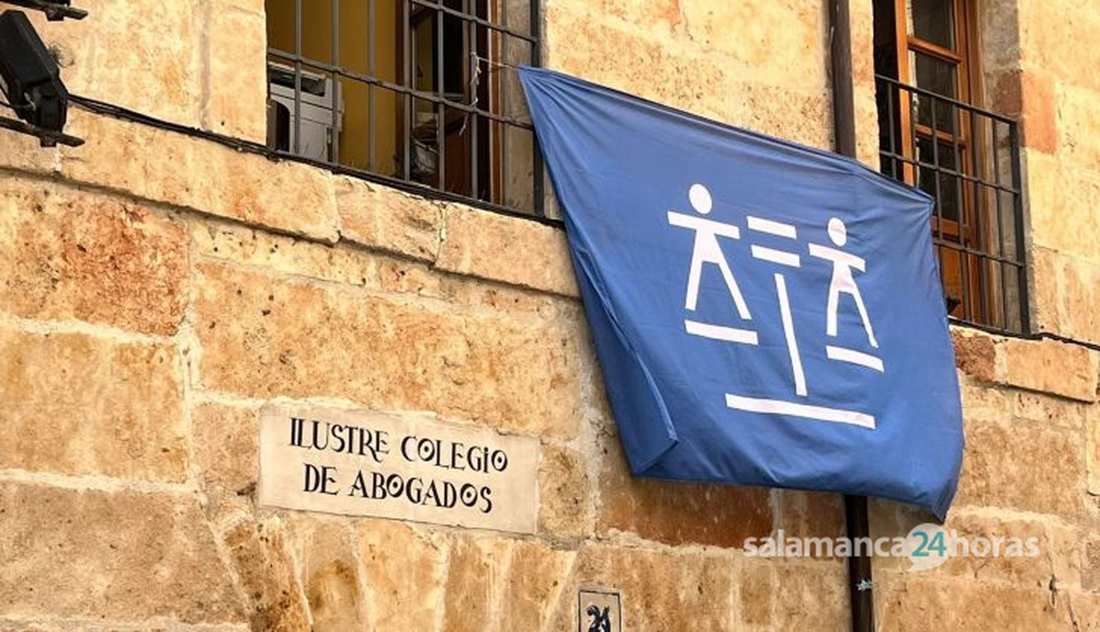 Los abogados salmantinos del Turno de Oficio dicen celebrar el día de la “injusticia gratuita”. Fotos S24H Los abogados salmantinos del Turno de Oficio dicen celebrar el día de la “injusticia gratuita”. Fotos S24H