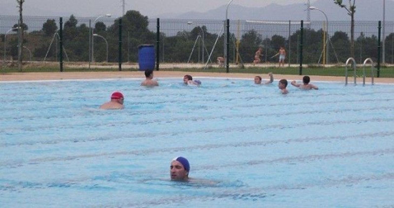 Abierto el procedimiento para optar a la concesión del bar restaurante y quiosco de La Cerrallana