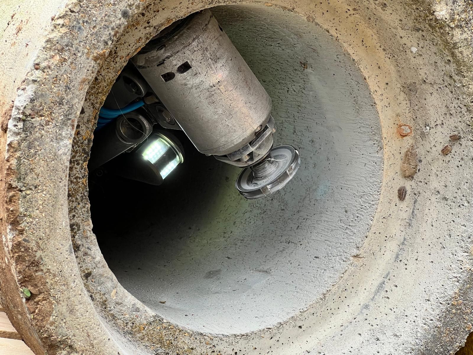 Equipo de drones y presentació de las innovaciones tecnológicas en el abastecimiento de agua de Salamanca