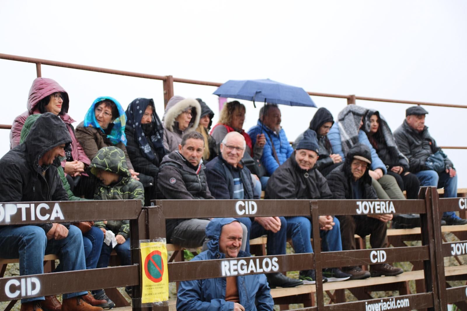 ambiente-en-el-encierro-matutino-del-martes-de-carnaval-en-ciudad-rodrigo-23