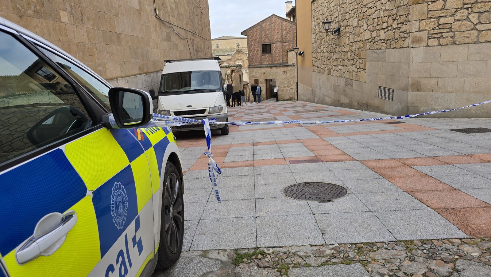 whatsapp-image-2025-05-14-at-09-40-33