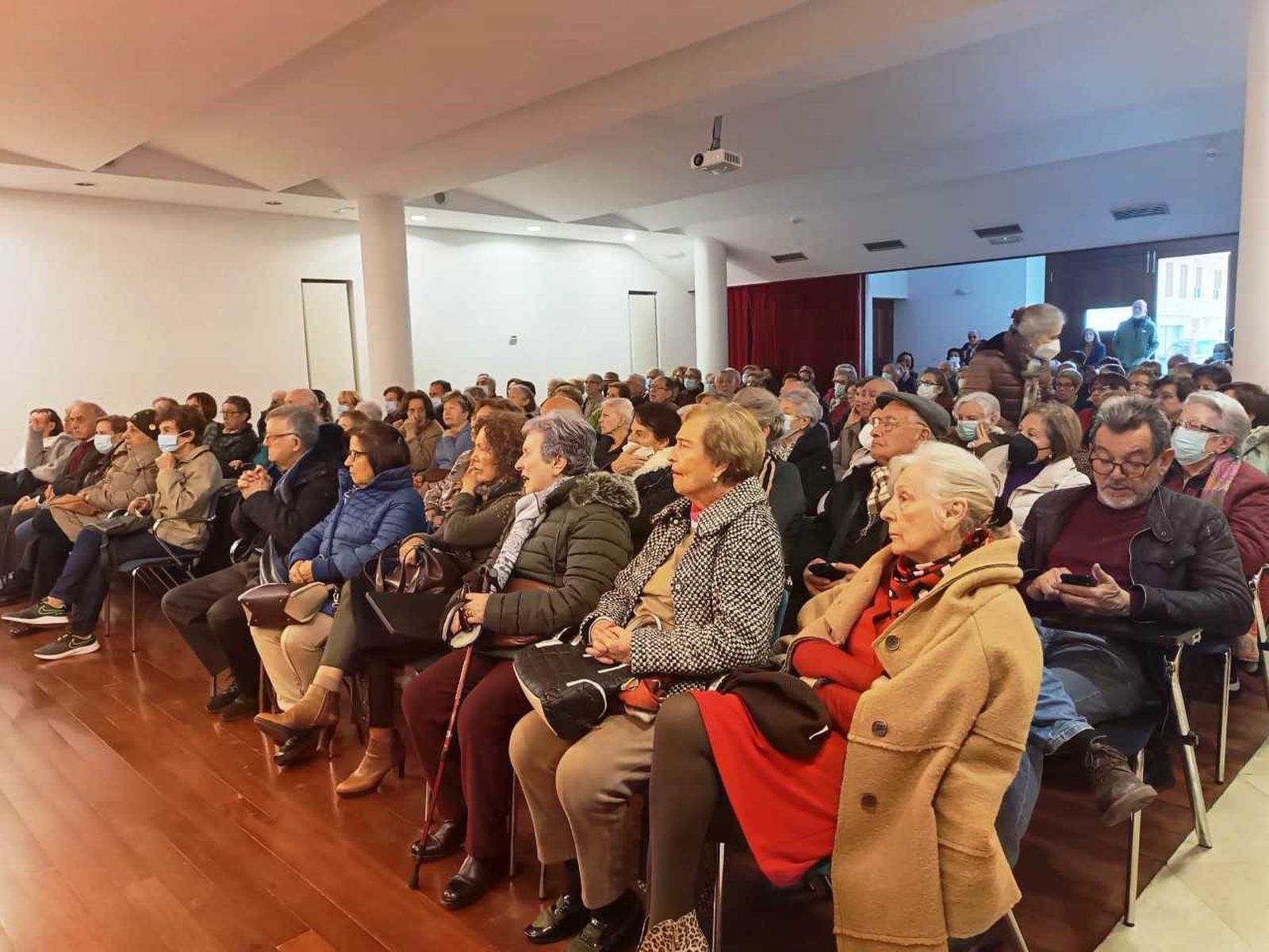 Presentación Talleres Envejecimiento Activo