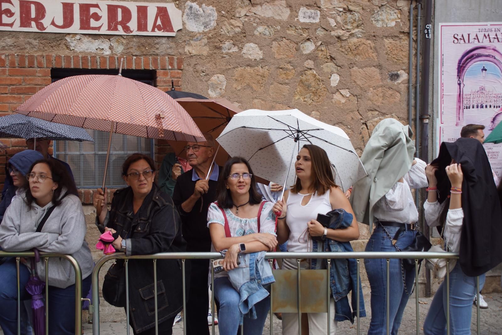 ambiente-en-el-patio-de-cuadrillas-de-la-glorieta-para-ver-a-talavante-roca-rey-y-aguado-20-de-septiembre-de-2024-foto-juanes-21