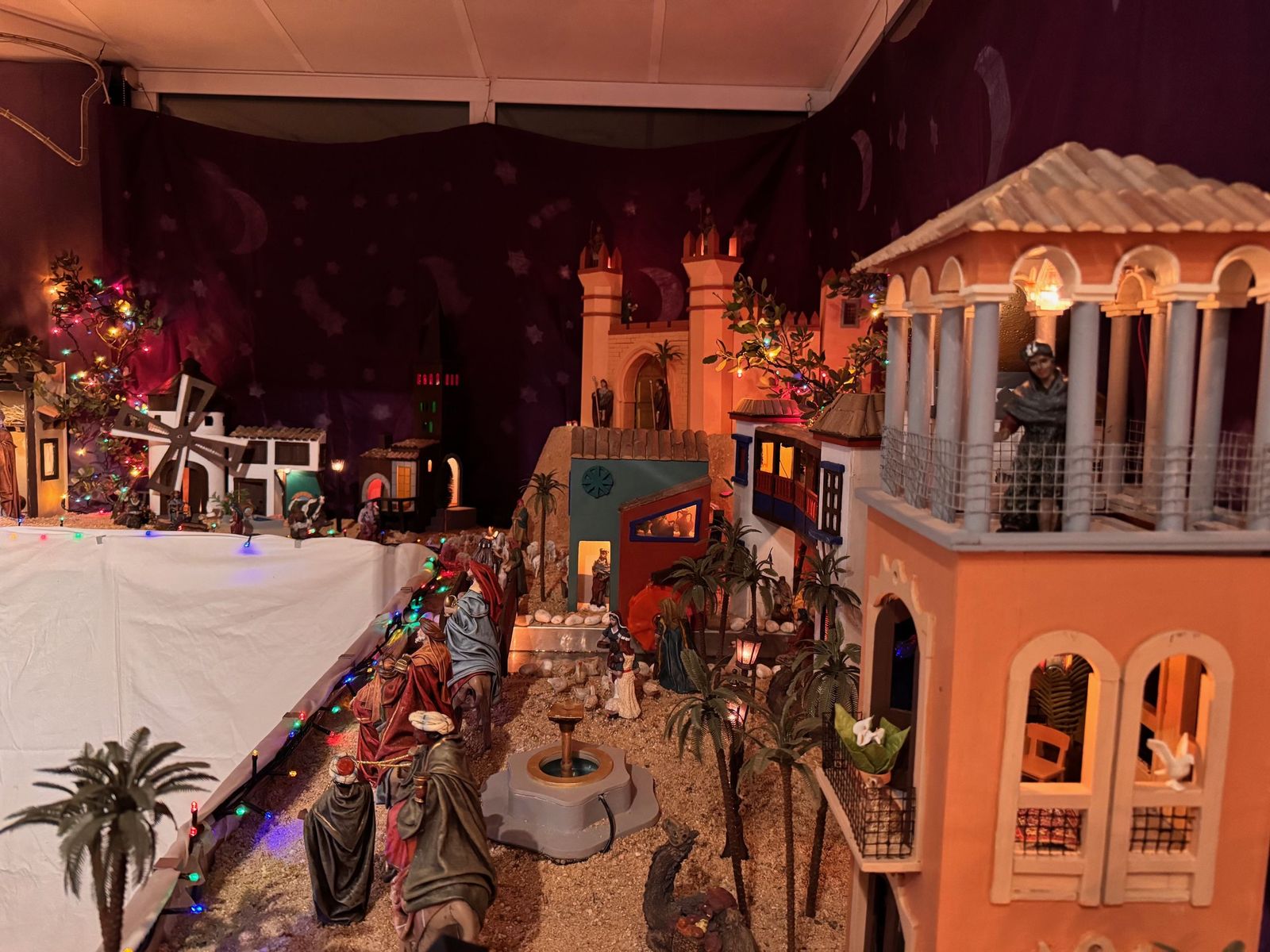 A.L.G. - Belén situado en una vivienda de la calle López Vivero (1).jpeg