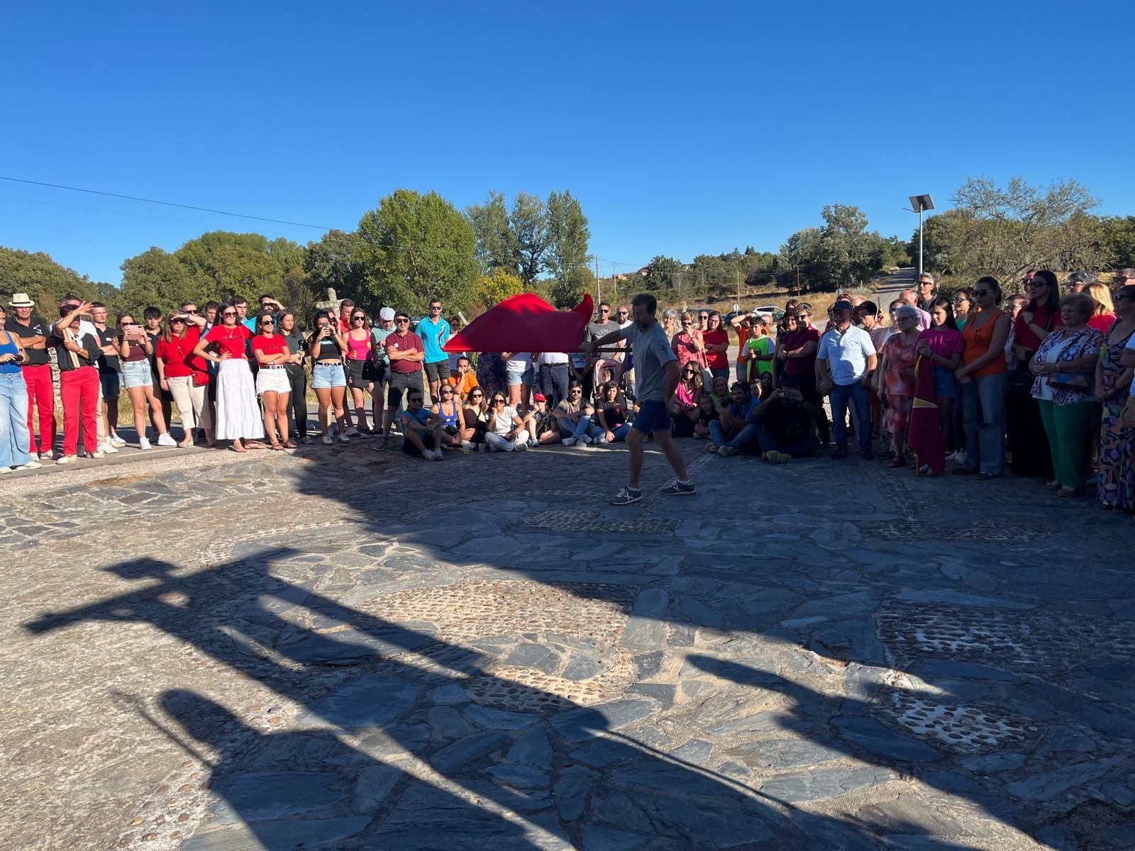 Bajada del Cristo a la ermita Barruecopardo (21).jpeg