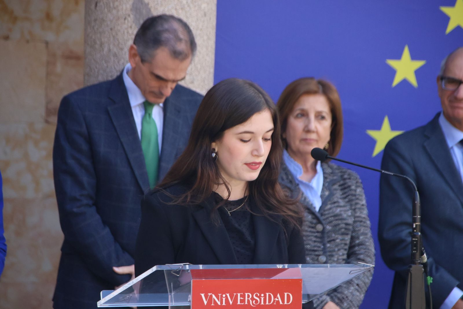 Ceremonia de Izado de la bandera europea por el Día de Europa