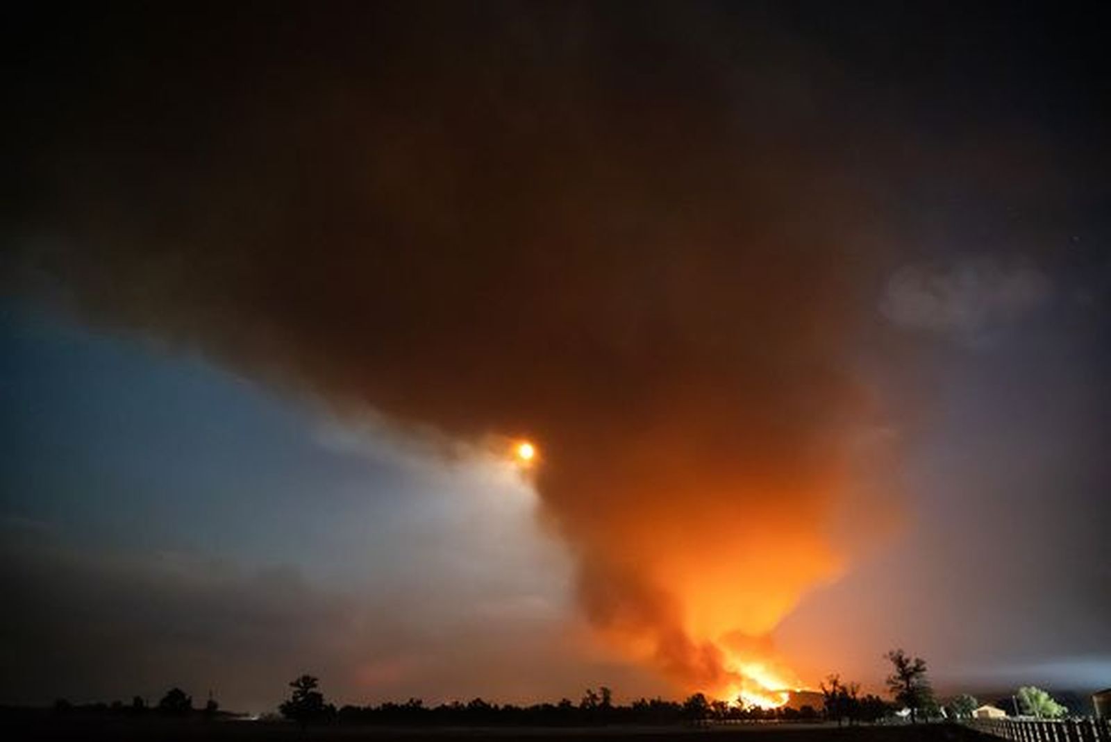 Incendio Forestal de Monsagro.Tenebrón(Salamanca).ical