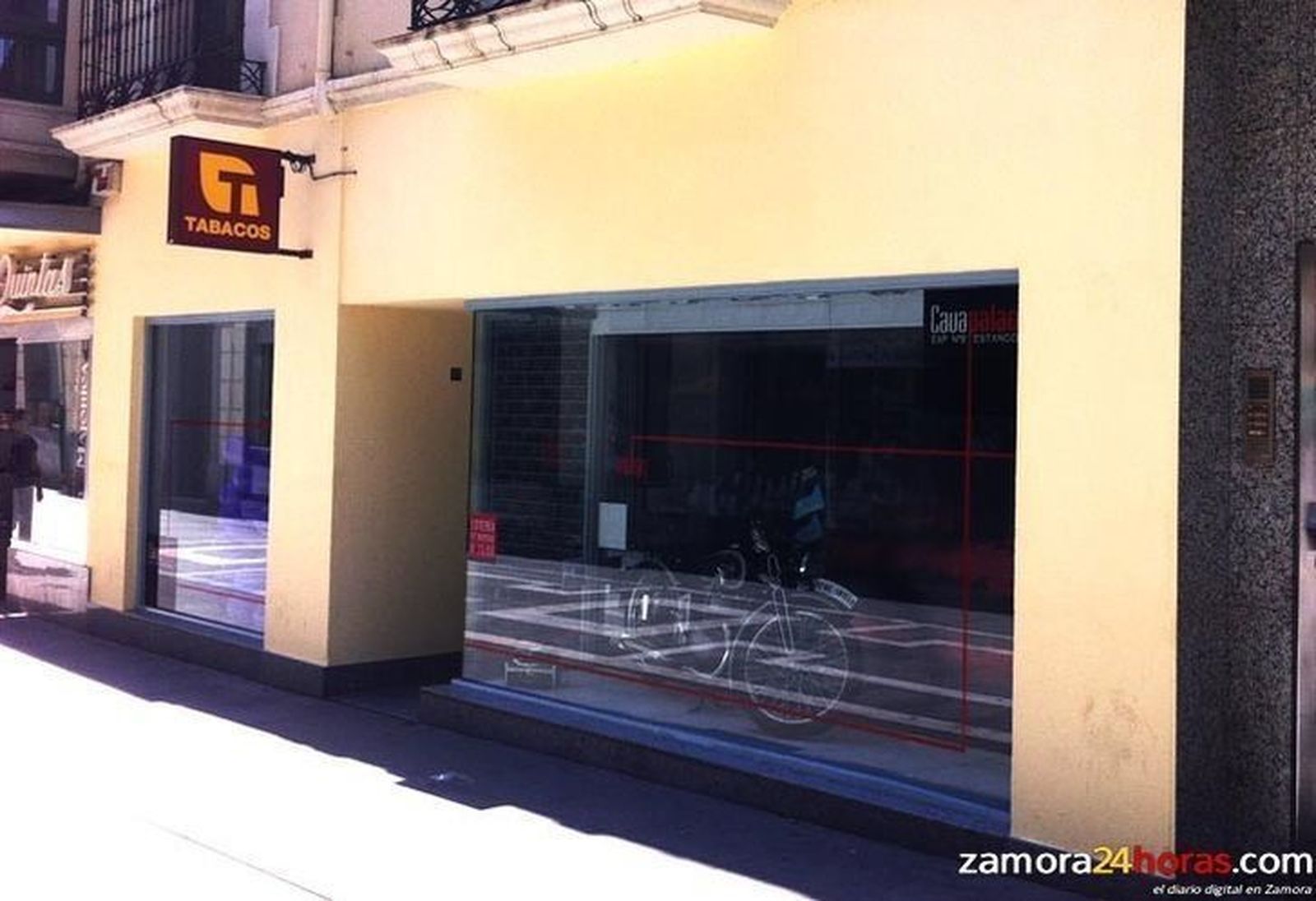 Caja España - Duero renueva su apoyo a la Asociación Provincial de Estanqueros de Zamora