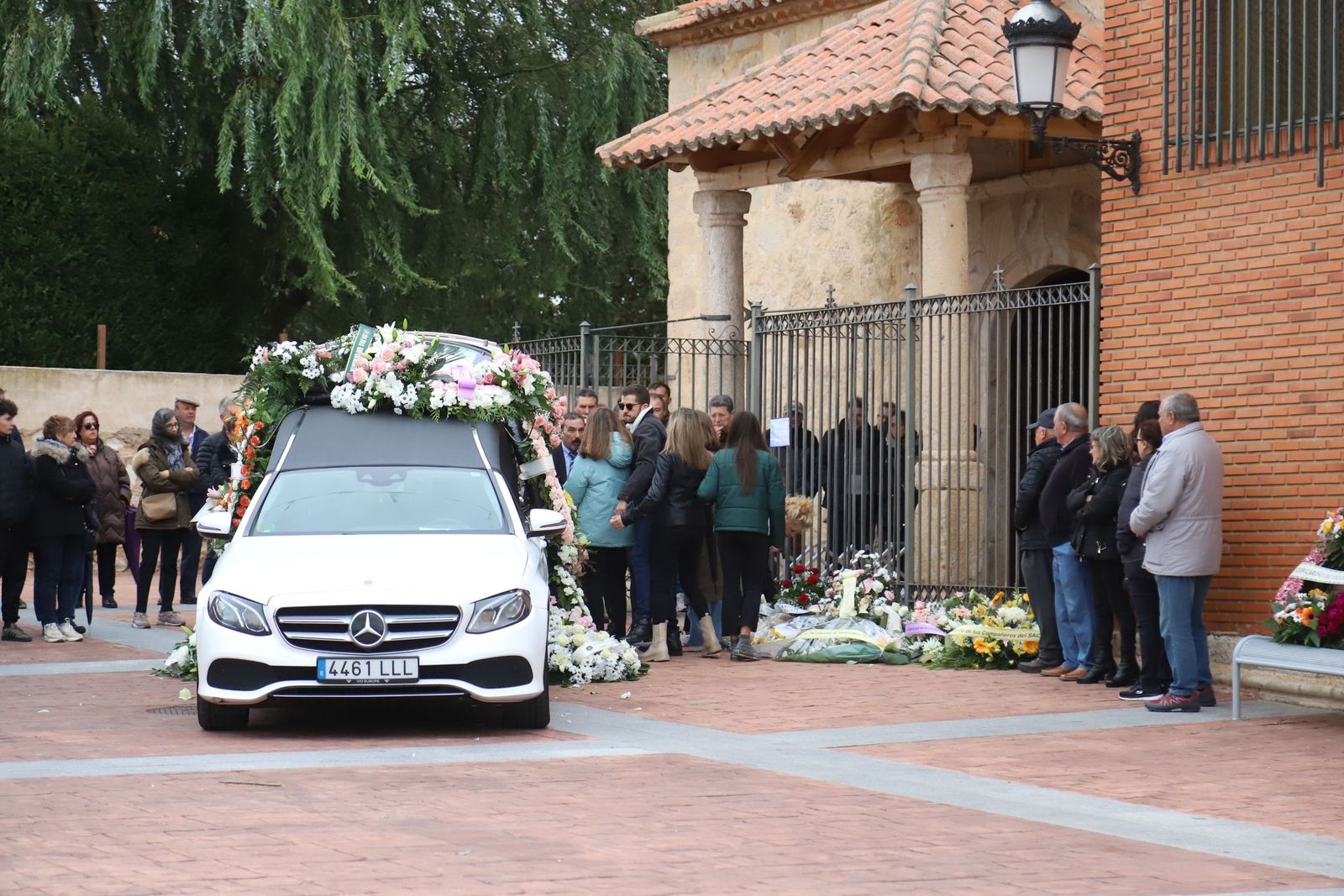 Funeral de Arancha en Roales del Pan