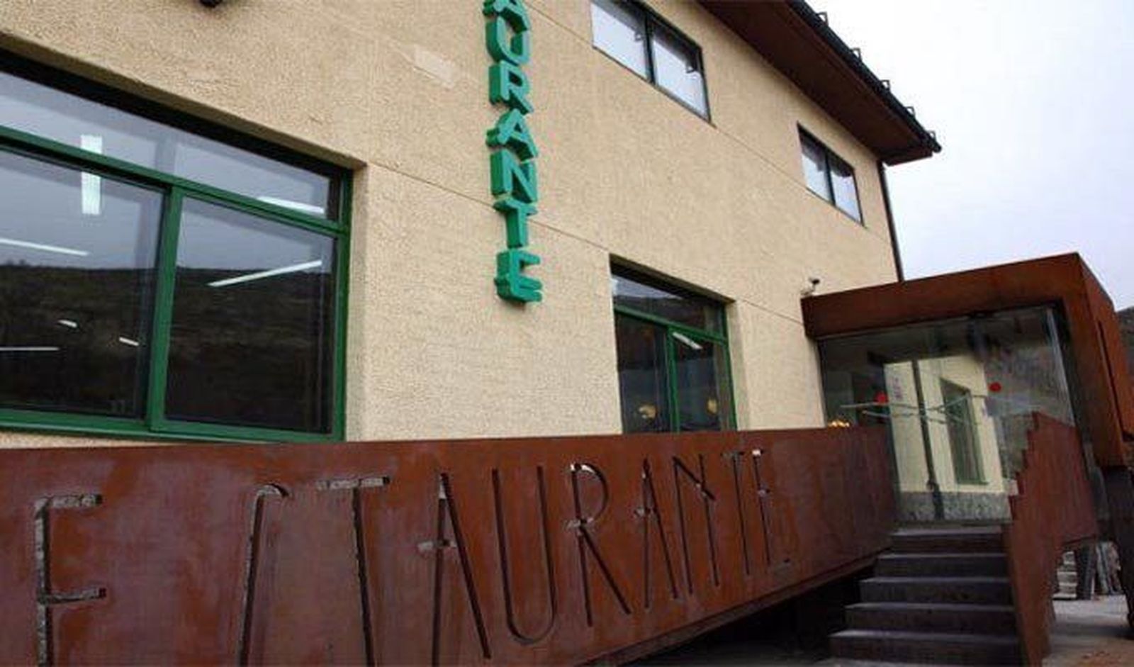 Dos cocineros y un camarero de Zamora luchan por ser los mejores del año en España