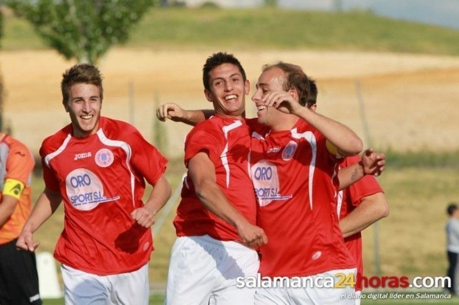 El Carbajosa se lo pone difícil al Béjar Industrial