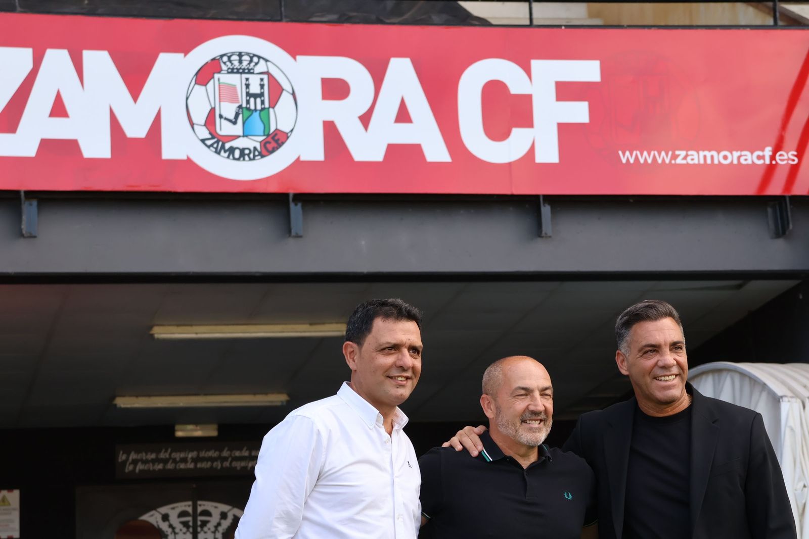 presentacion-de-juan-sabas-como-nuevo-tecnico-del-zcf-49