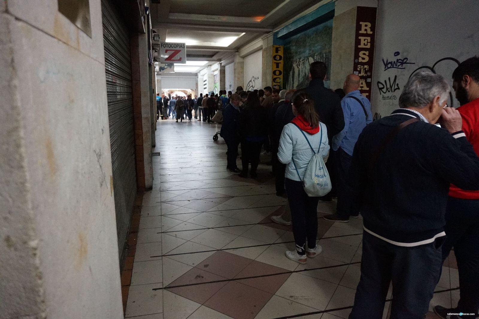 Colas boutique pasaje Plaza Mayor