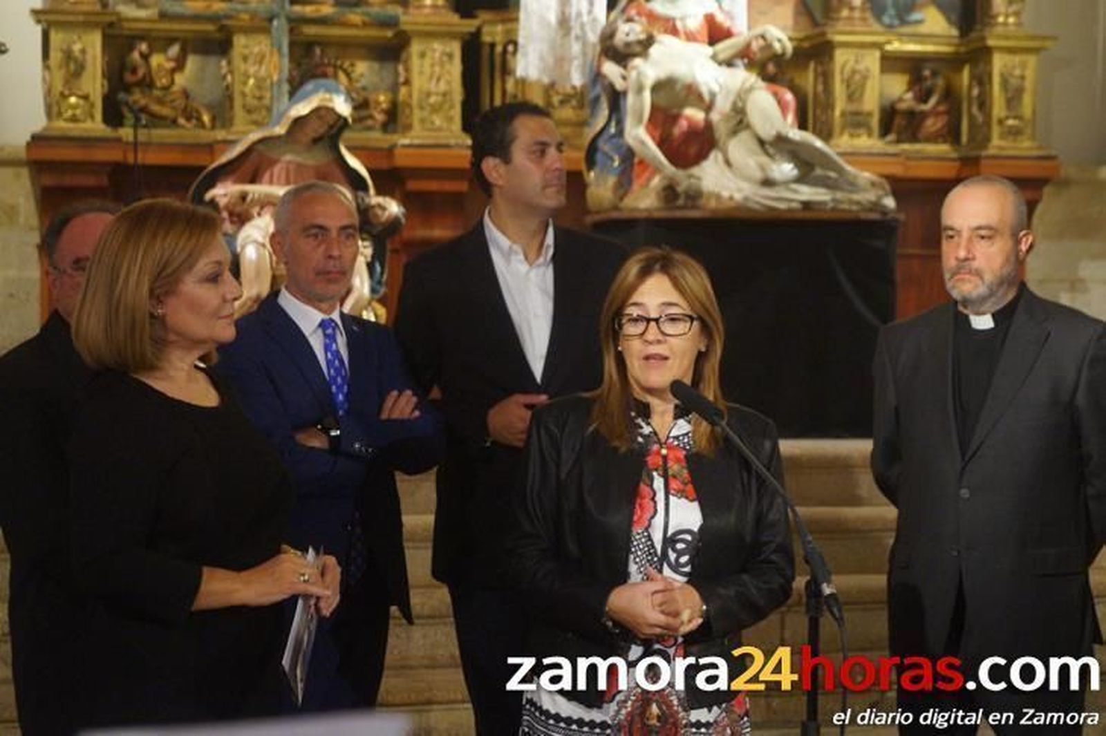 Nuestra Madre de las Angustias Exposición