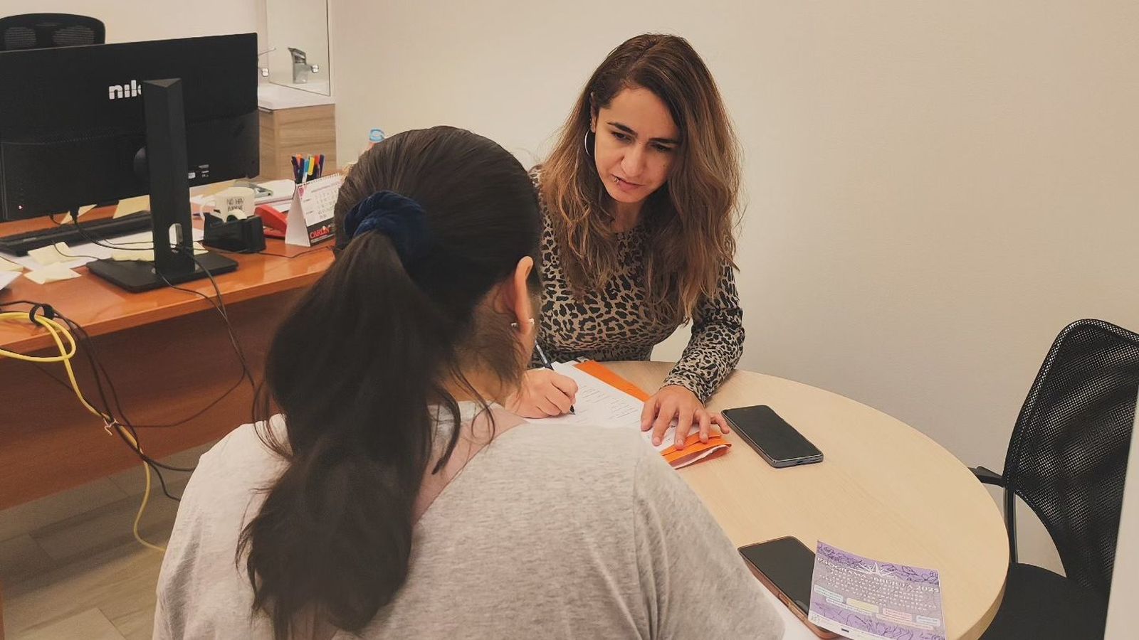 Laura Arenas, educadora social de la Asociación de Ayuda Integral a la Mujer 'Plaza Mayor'