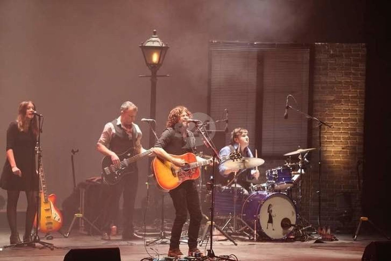 Quique González presenta su último disco en el CAEM