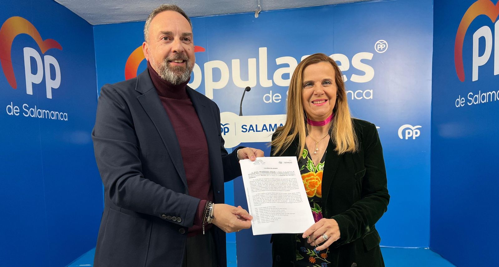 Los senadores del PP por la provincia de Salamanca, Esther del Brío y Bienvenido de Arriba. Los senadores del PP por la provincia de Salamanca, Esther del Brío y Bienvenido de Arriba.