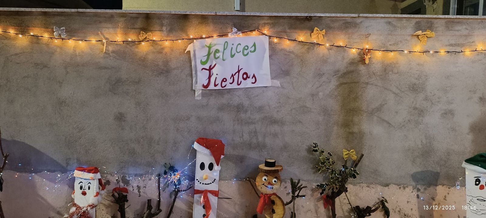 S.G.A. - Decoración navideña situada en una vivienda de Cilloruelo (1).jpg