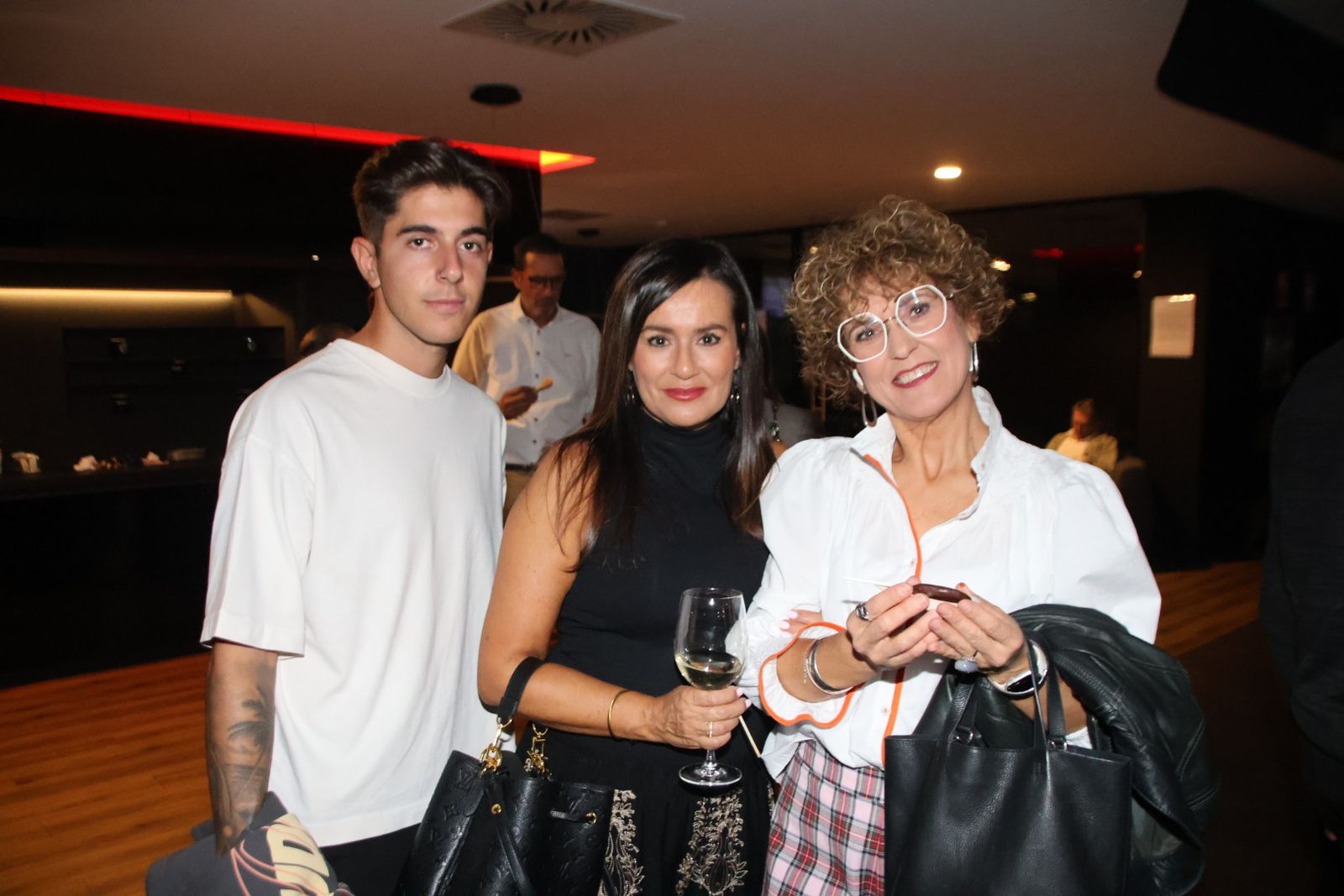 Presentación del nuevo Mercedes CLA 100% eléctrico en Adarsa Salamanca