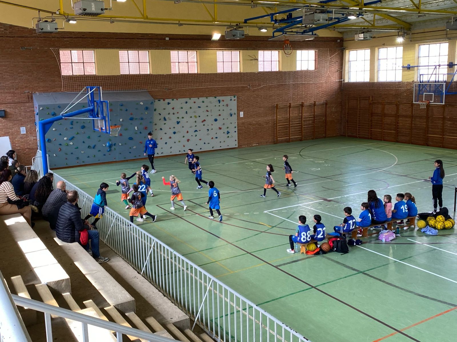 Juegos escolares (4) Juegos escolares (4)