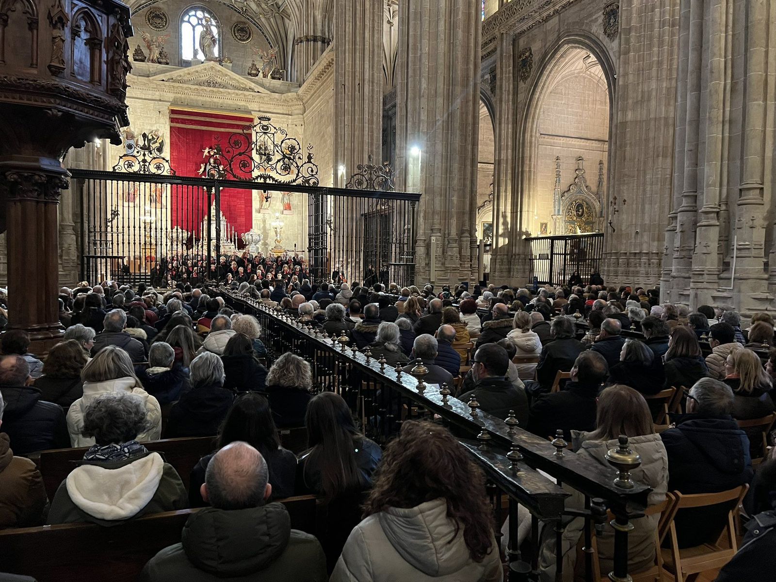 La música sacra inunda la Catedral Nueva en el concierto de 'El Miserere' de Doyagüe. Foto: Ayto Salamanca