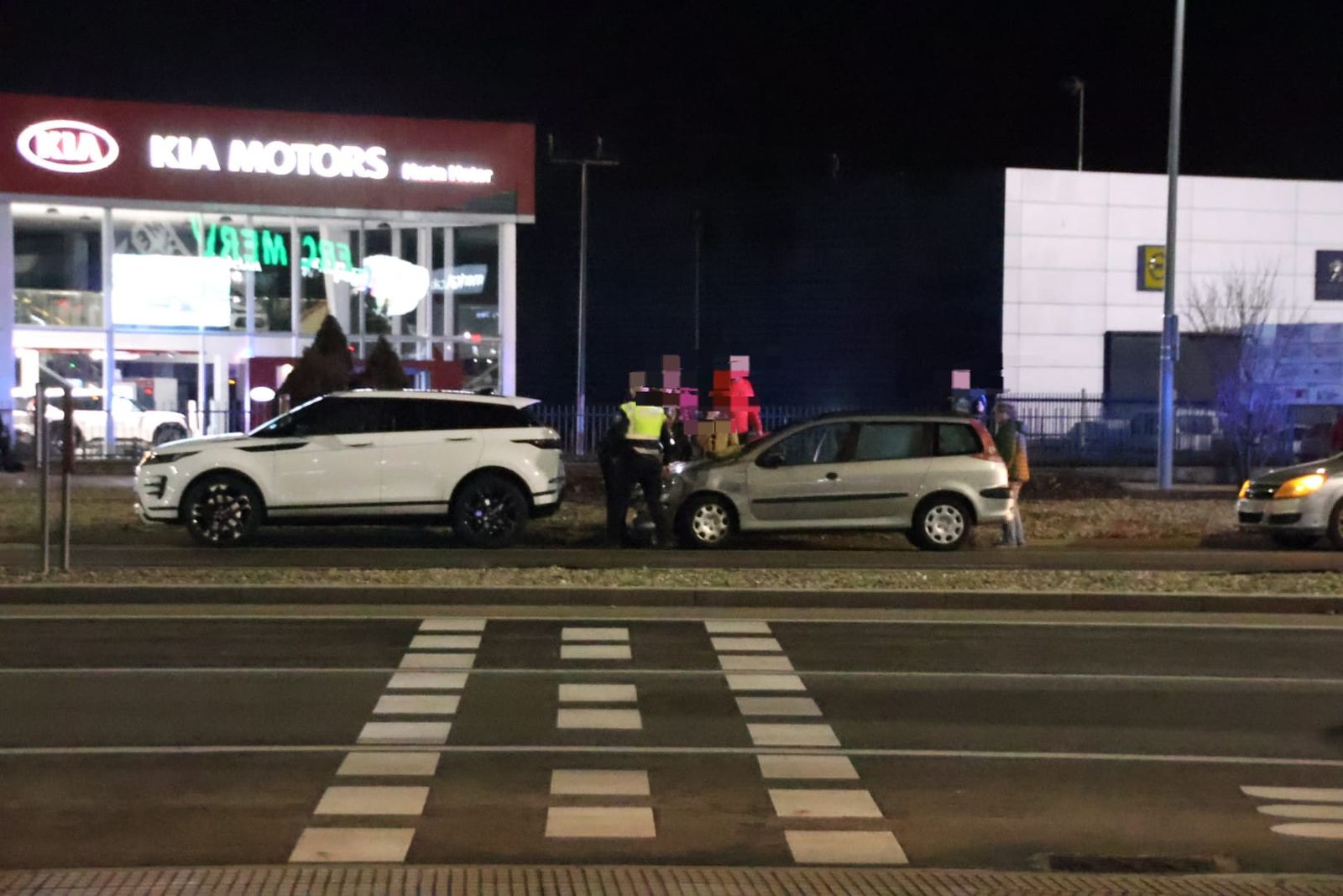 Accidente en la rotonda de las llaves de Santa Marta de Tormes