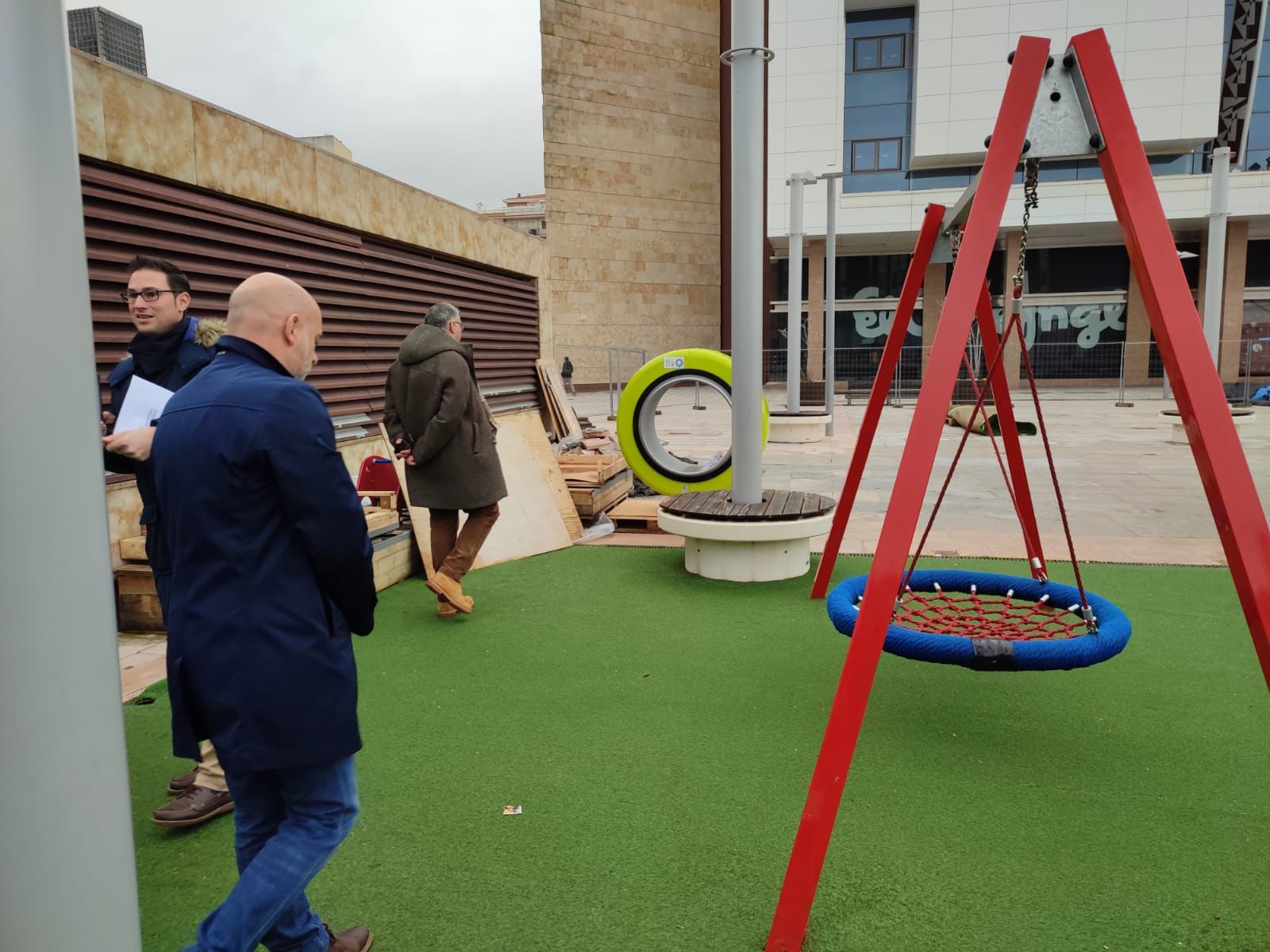 Ampliación zona de juegos infantiles Plaza de la Concordia (1)