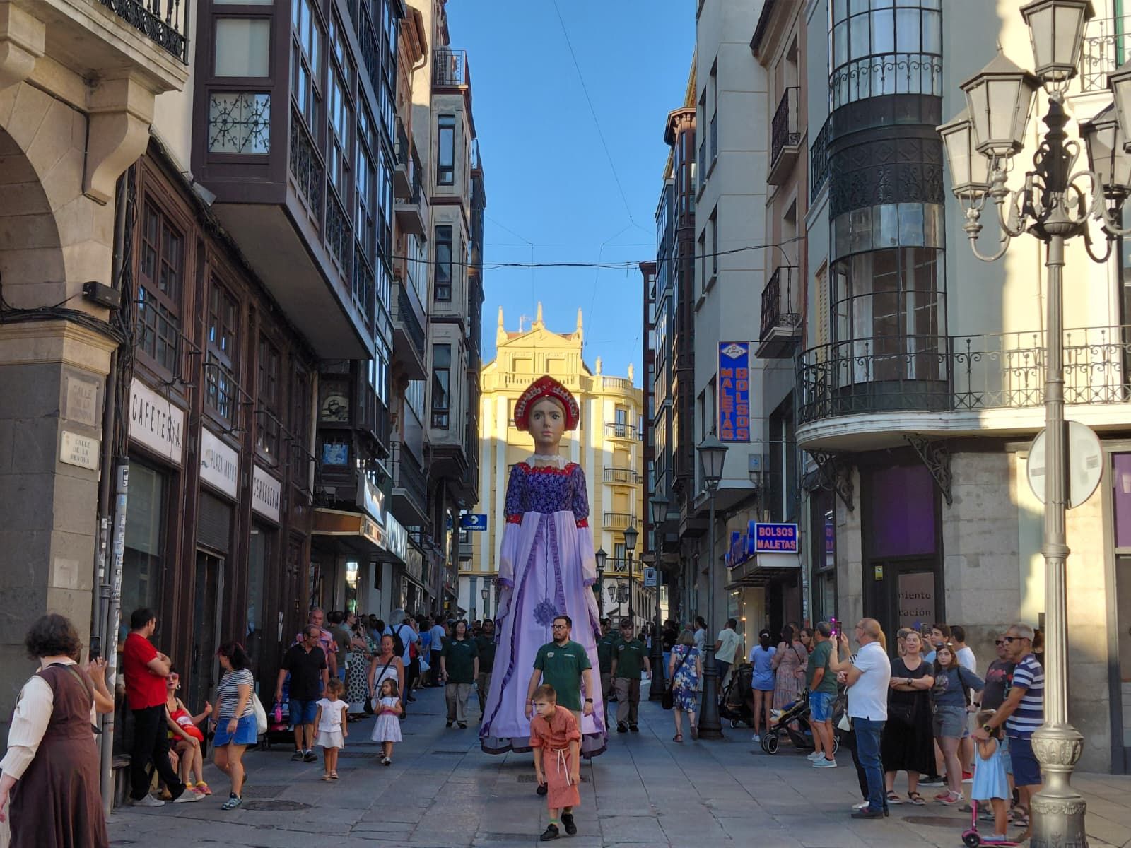 Pasacalles de Cabezudos y Gigantes “El cerco de Zamora” de Capitonis Durii 2025