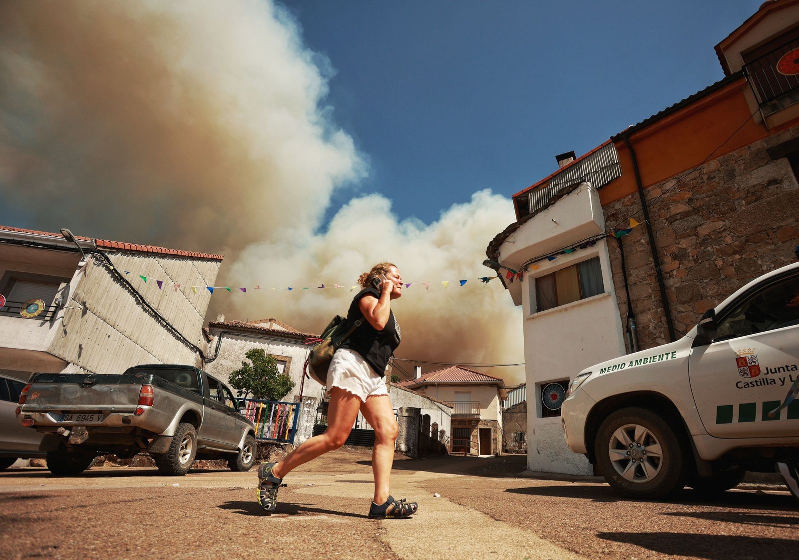 Incendio forestal en El Payo. Fotos ICAL Jose Vicente  (7).jpg