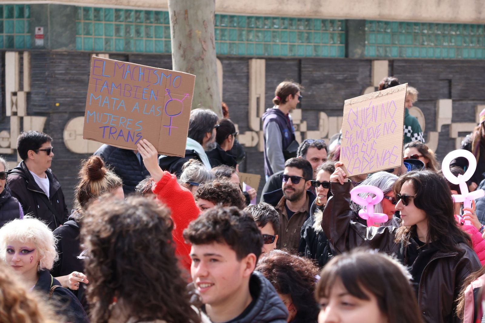 GALERÍA | La manifestación del 8M por las calles de Zamora, en imágenes