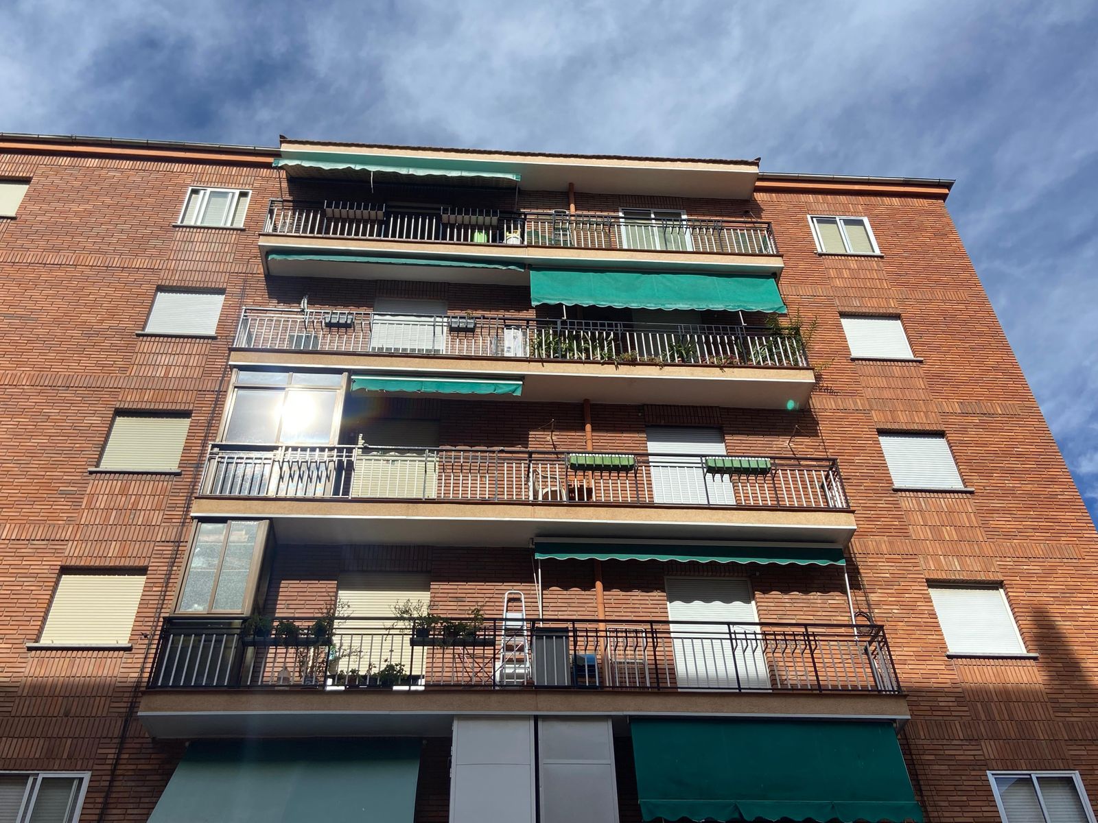 Edificio con pisos en Salamanca. Archivo.