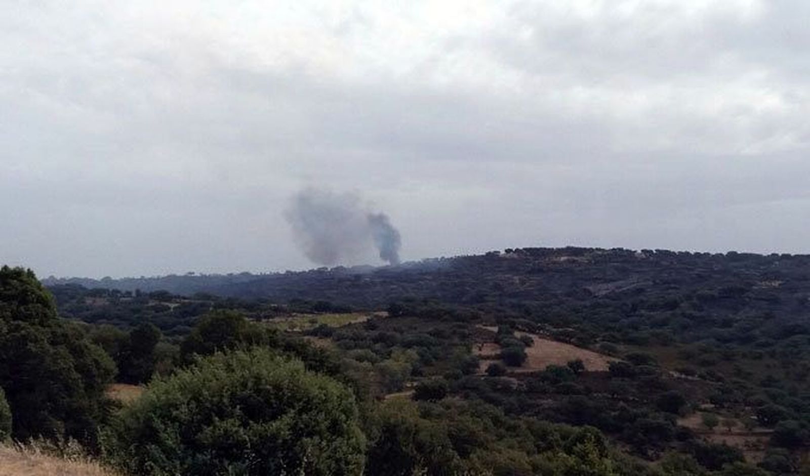 La Junta confirma que ninguna población de Zamora, Salamanca y Portugal corre peligro por el fuego de Arribes