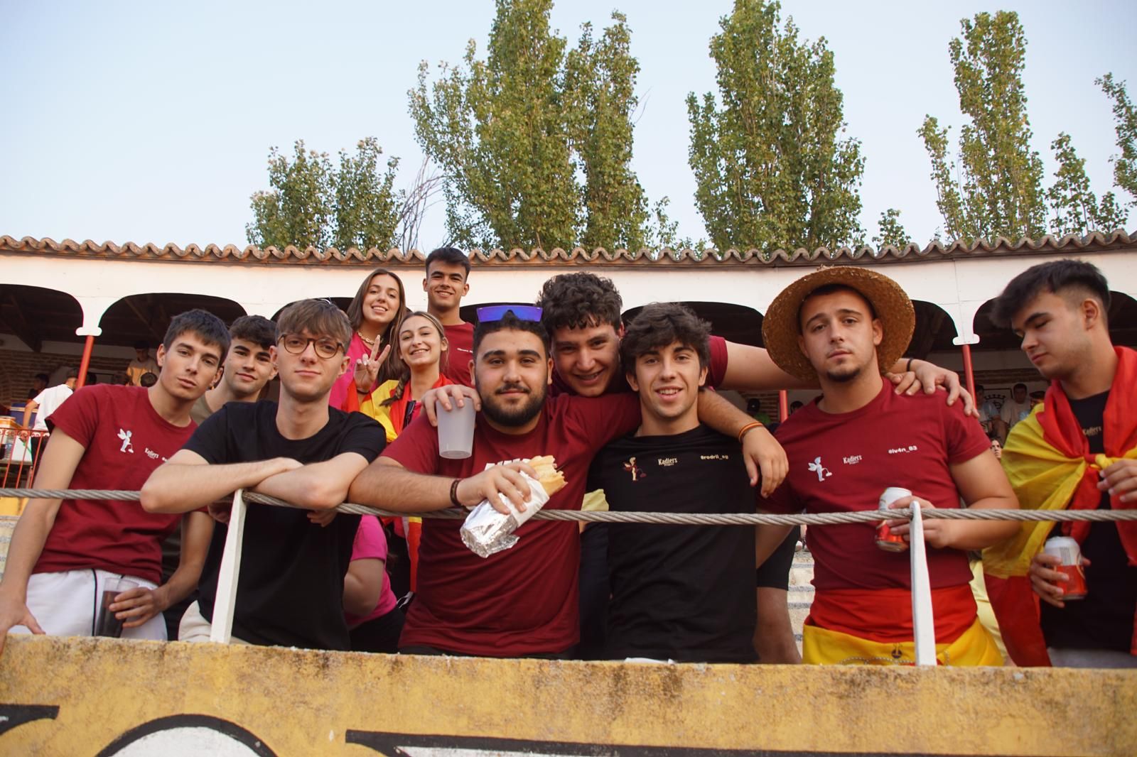 Gran ambiente en los cortes y la suelta de vaquillas de Peñaranda