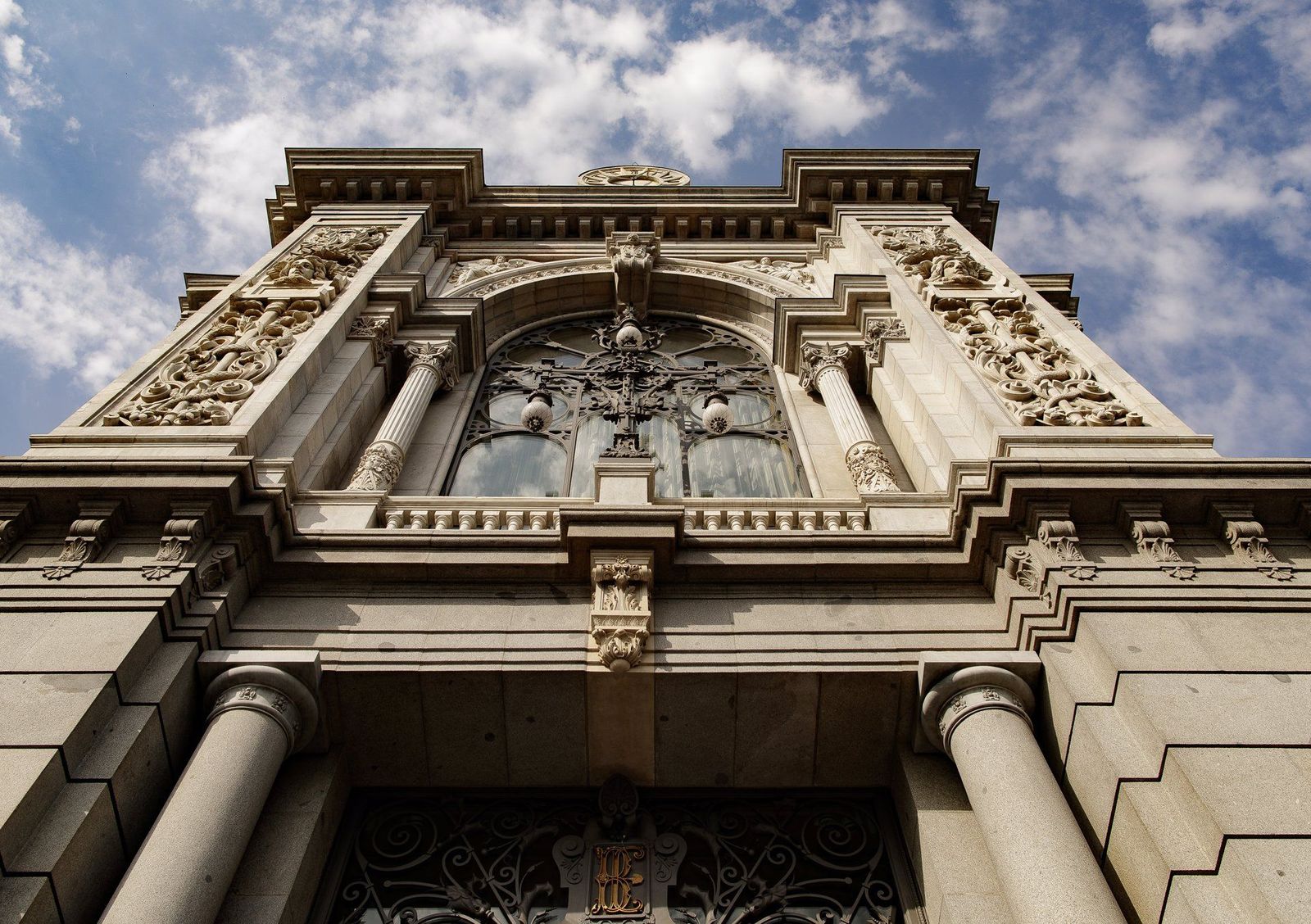 Fachada del edificio del Banco de España situada en la confluencia del Paseo del Prado. EP Fachada del edificio del Banco de España situada en la confluencia del Paseo del Prado. EP