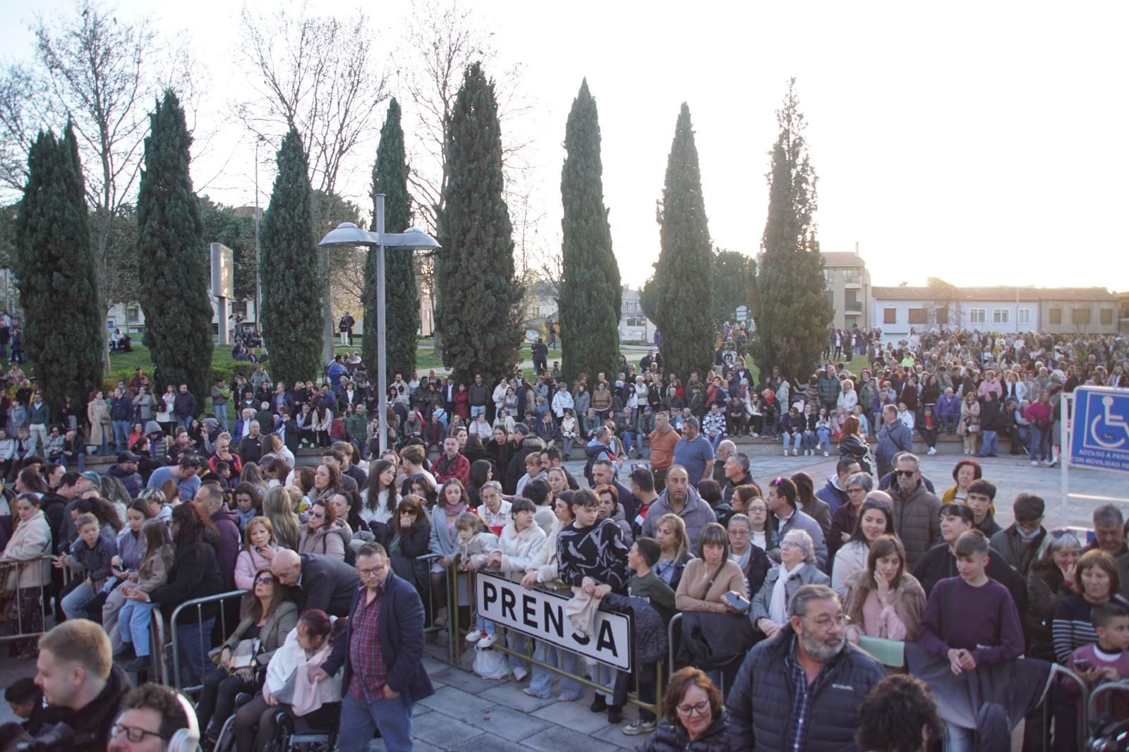María Nuestra Madre y el Cristo del Amor y de la Paz en la procesión de la Semana Santa 2026 en Salamanca