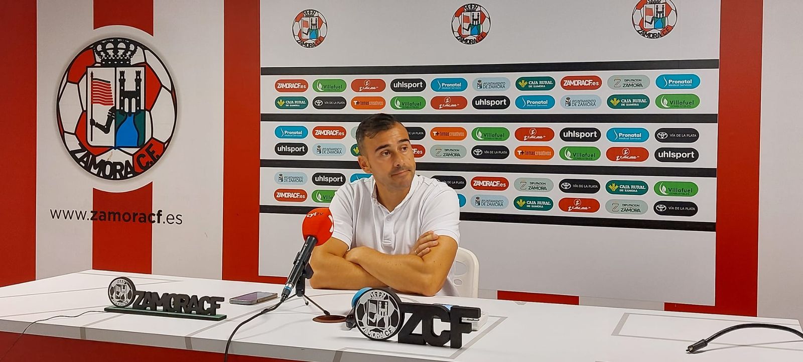 Yago Iglesias, durante la rueda de prensa