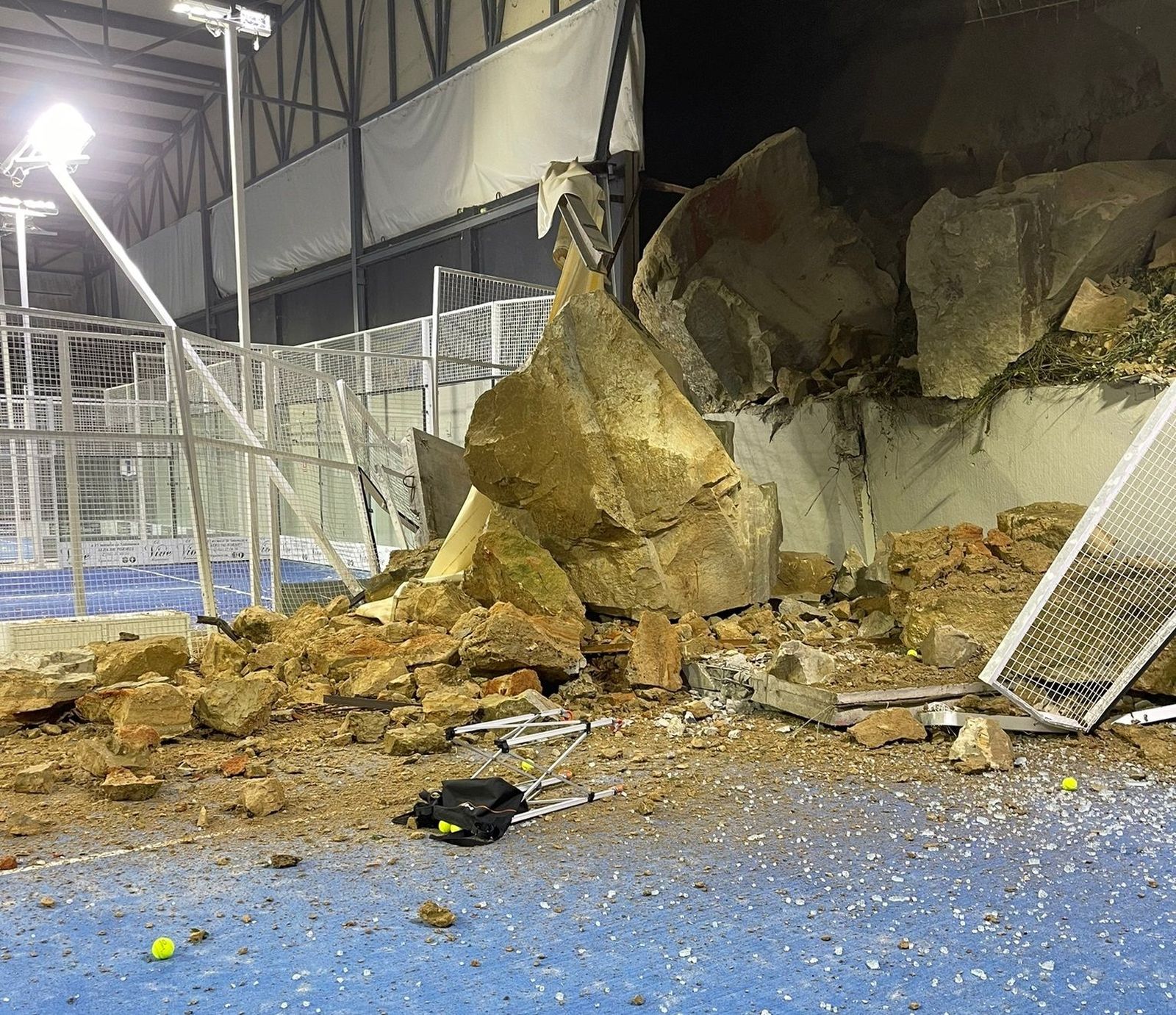 Pistas de pádel, ubicadas en la avenida Río Tormes