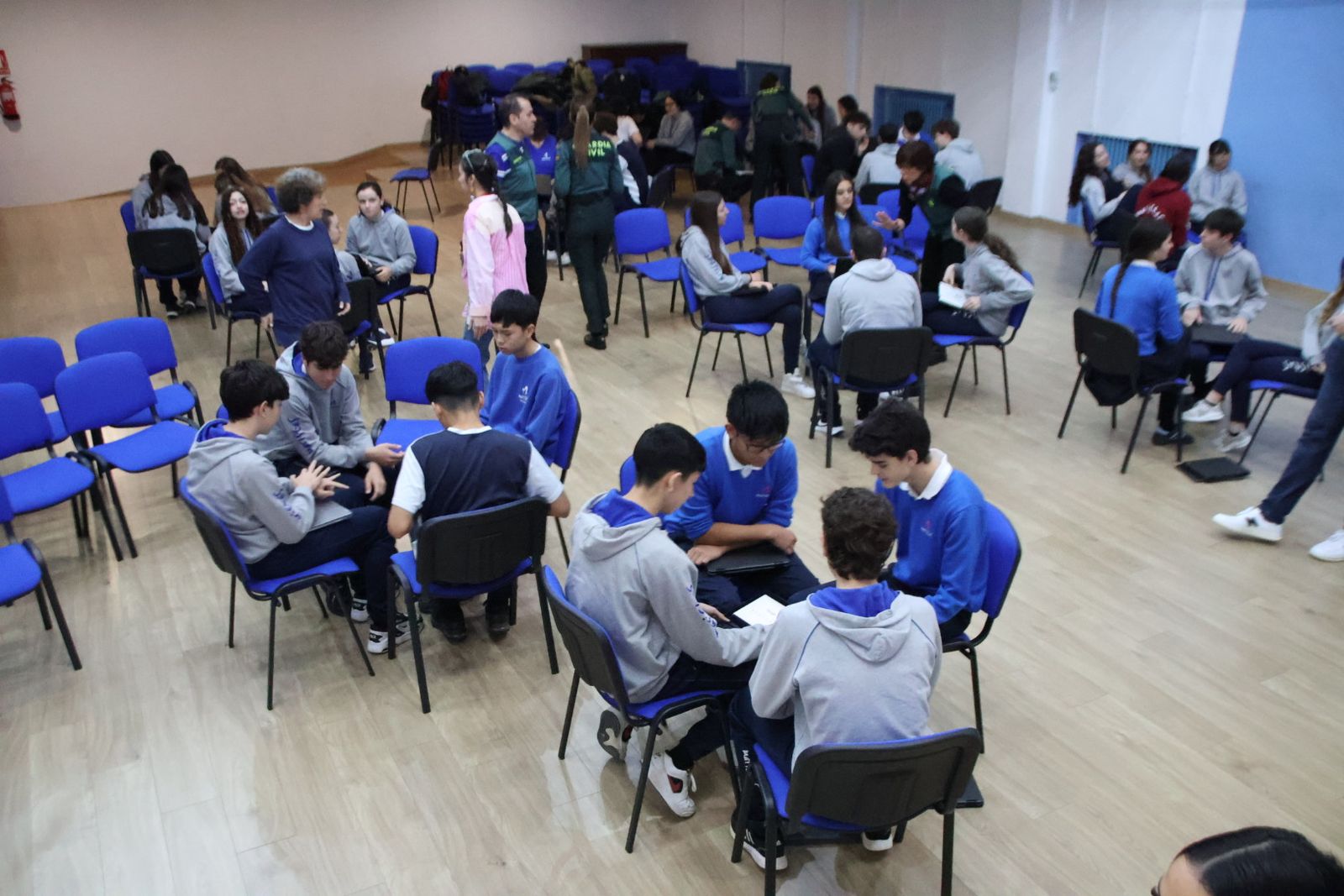 Reportaje ciberliga con Guardia Civil en Maristas