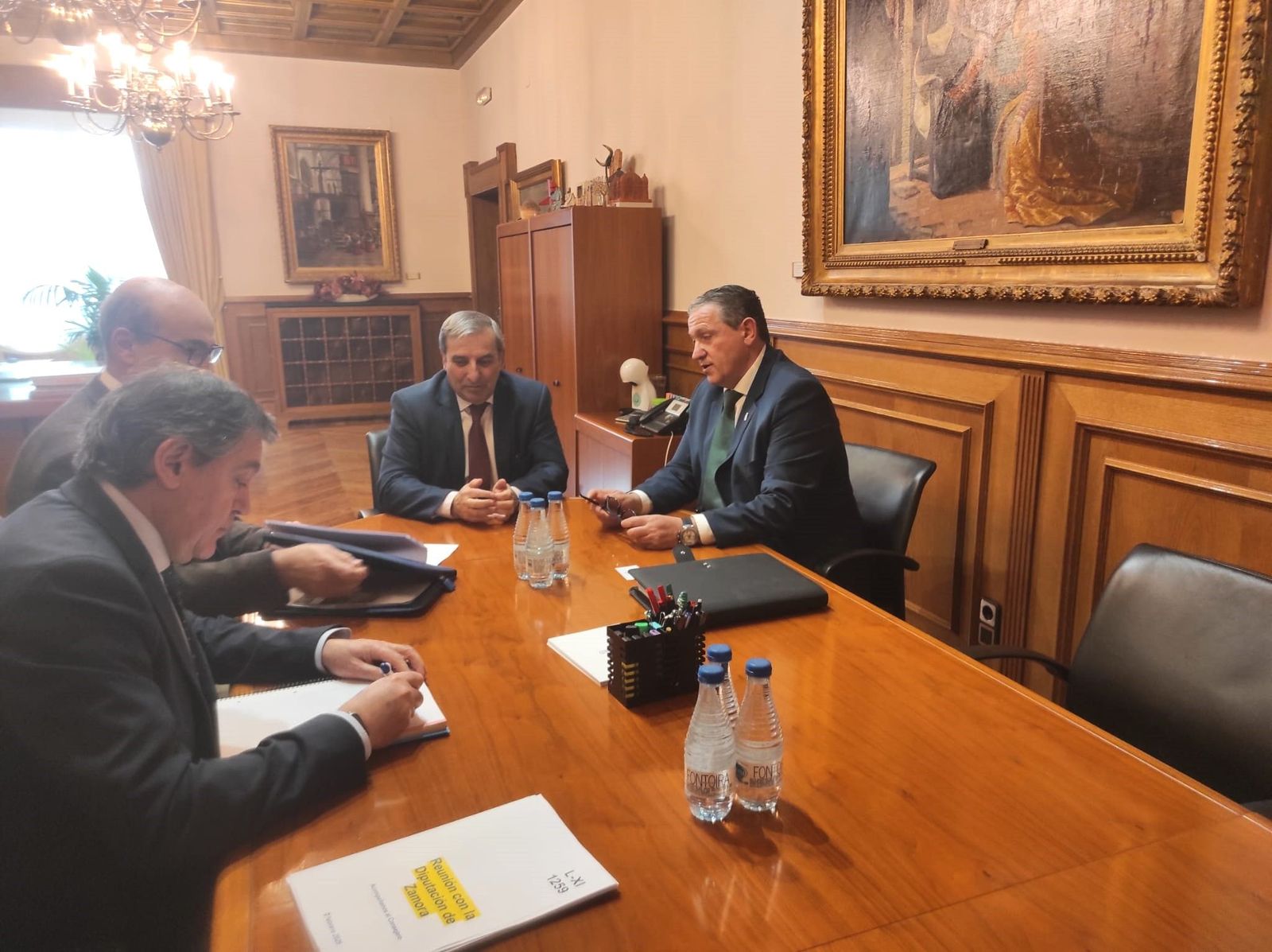 Diputación de Zamora y Junta de Castilla y León firman un convenio para mejorar la señal televisión.