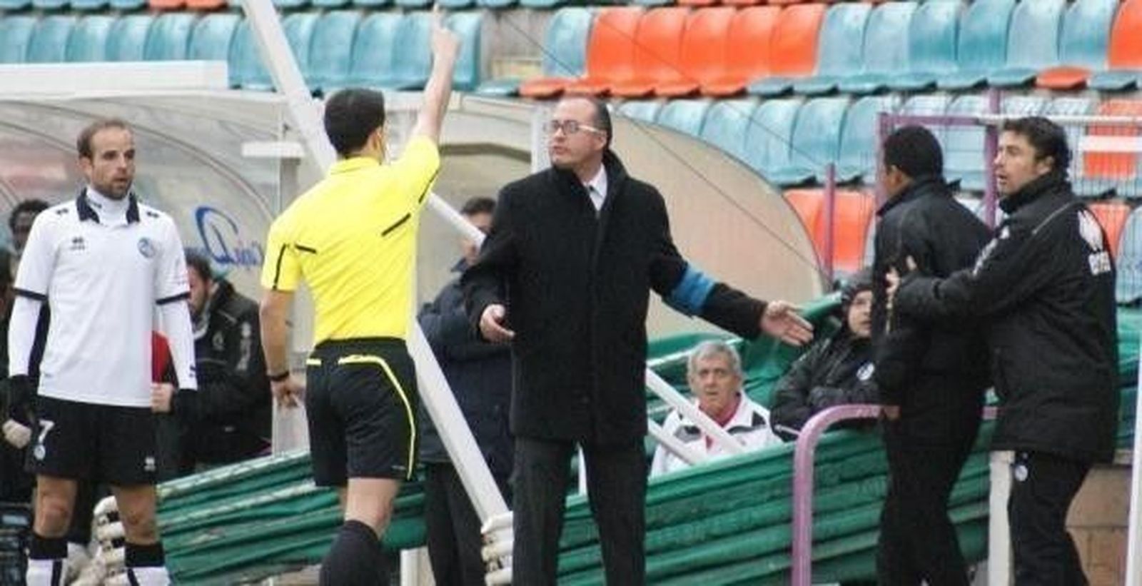 Competición sanciona con un partido a Zegarra y Yuma y con 200 euros a la UDS