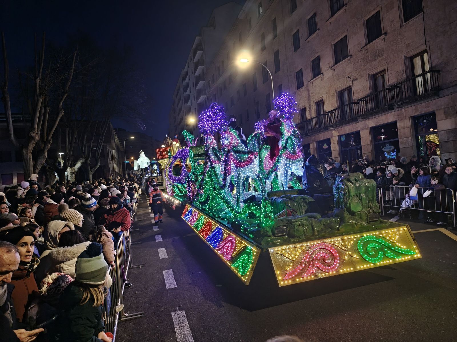 Los Reyes Magos recorren las calles de Salamanca en la Cabalgata 2026