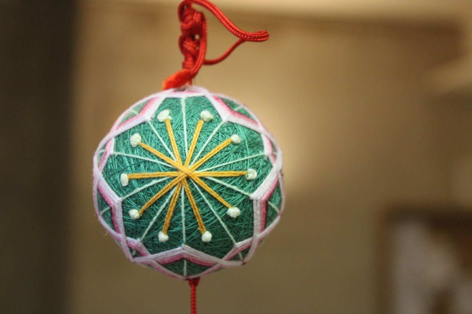 temari-artesania-tradicional-japonesa-elaborada-en-el-centro-cultural-hispano-japones-en-salamanca-26