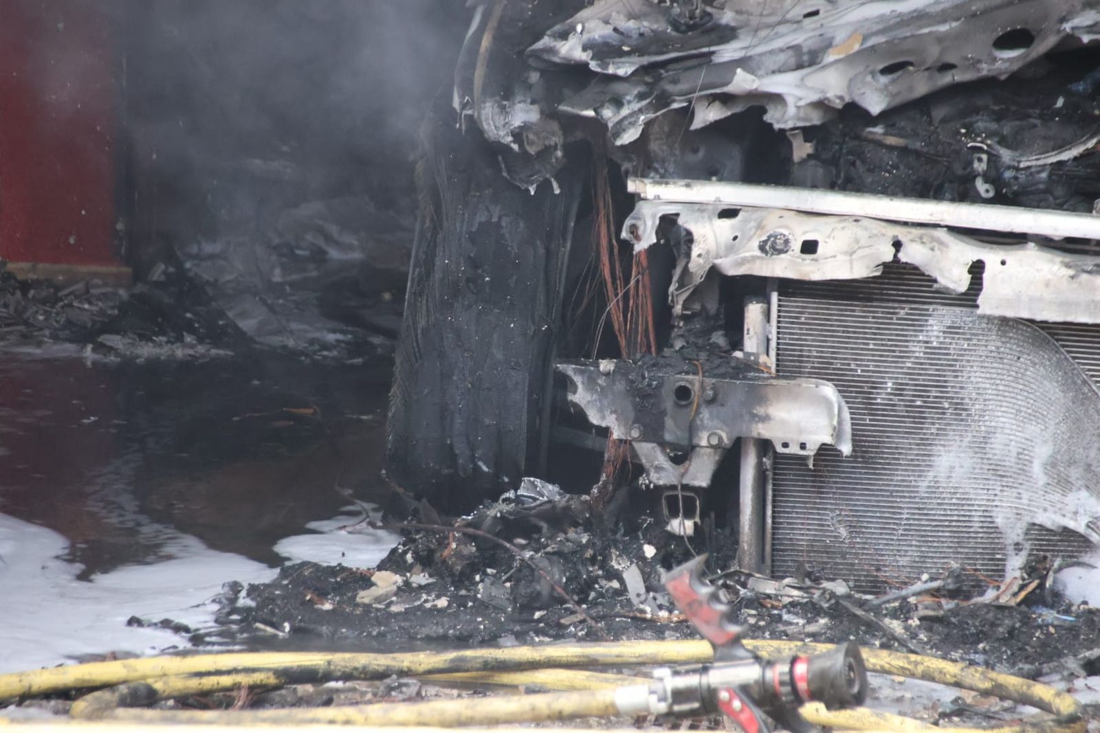 d0f8528e-c3d6-42c2-9942-2102bd70f120