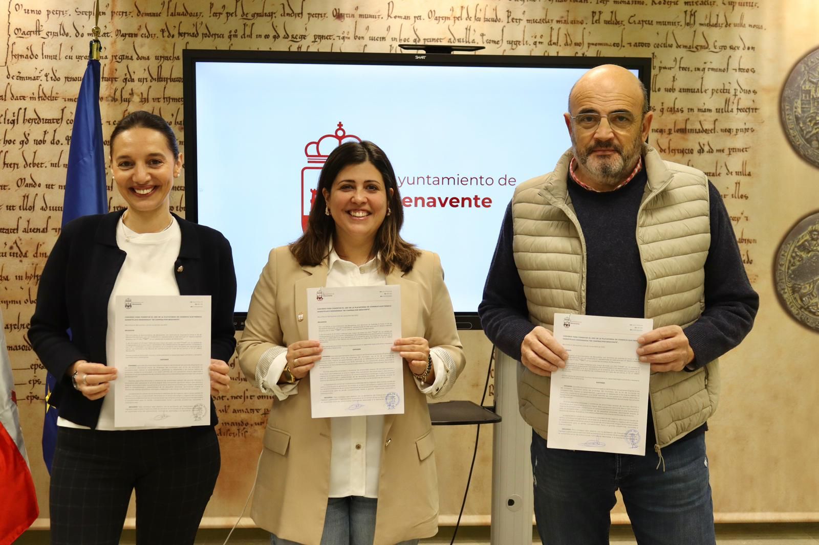 Benavente impulsa el comercio local con un convenio de 10.000 euros para la plataforma ‘De compras por Benavente’